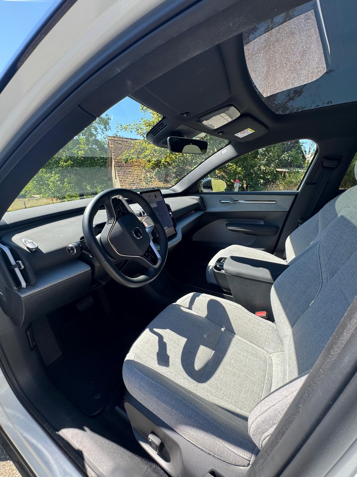 VOLVO E60 Ultra-image-6