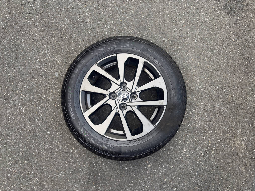 HYUNDAI i20 1.0 T-GDi Amplia-image-12