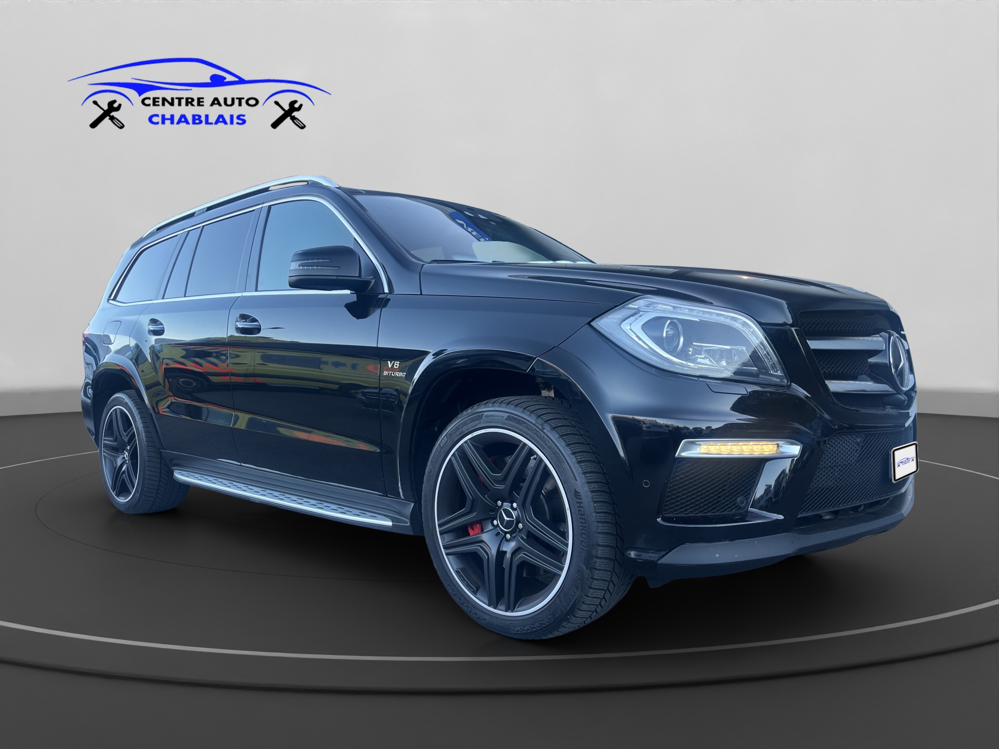 MERCEDES-BENZ GL 63 AMG 4Matic Speedshift Plus 7G-Tronic — slika 1