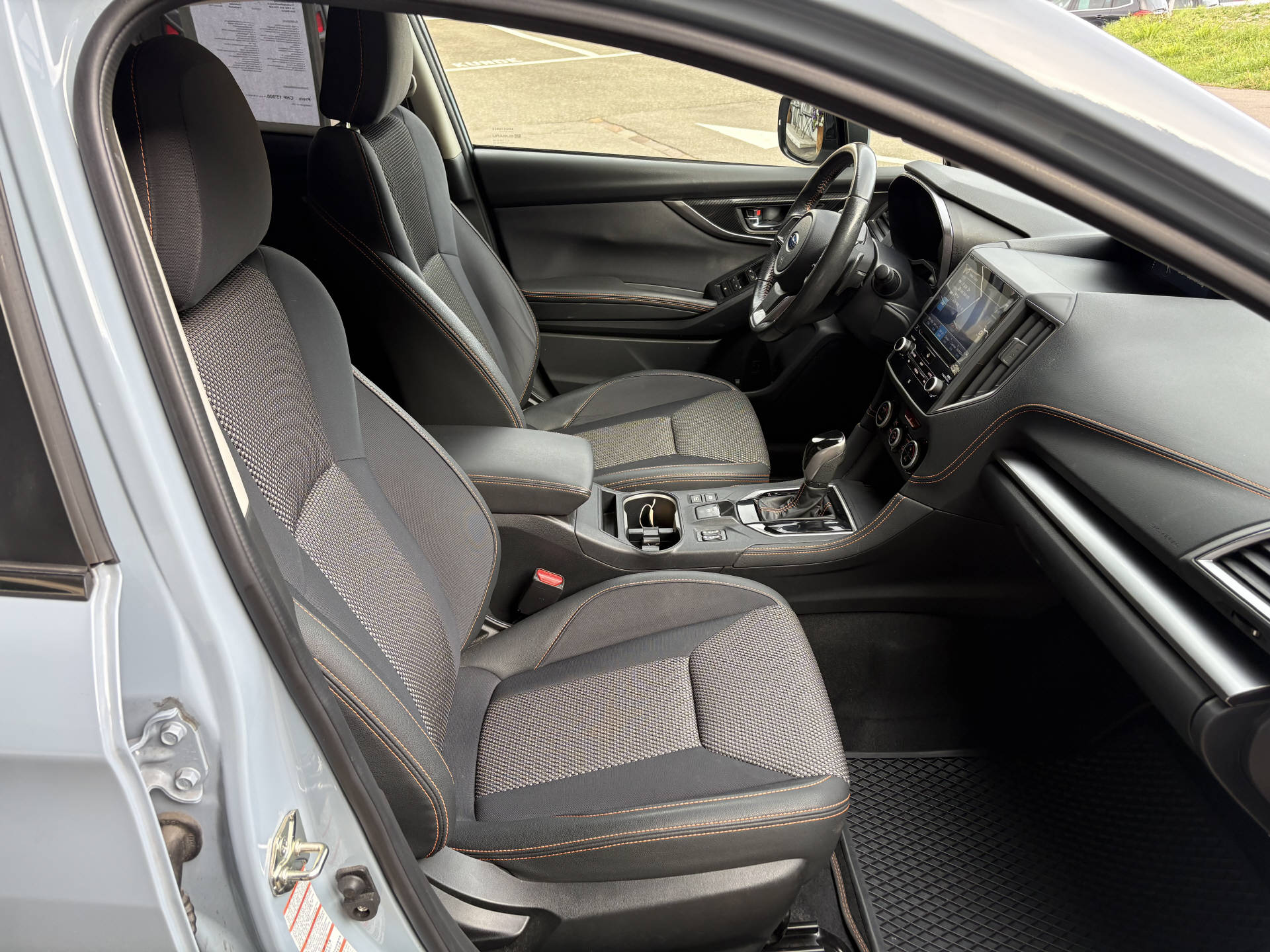 SUBARU XV 2.0i Swiss Plus-image-4