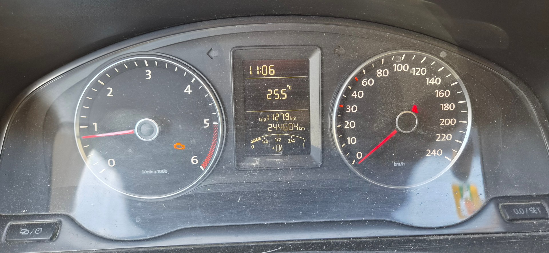 VW T5 2.0 TDI-image-5