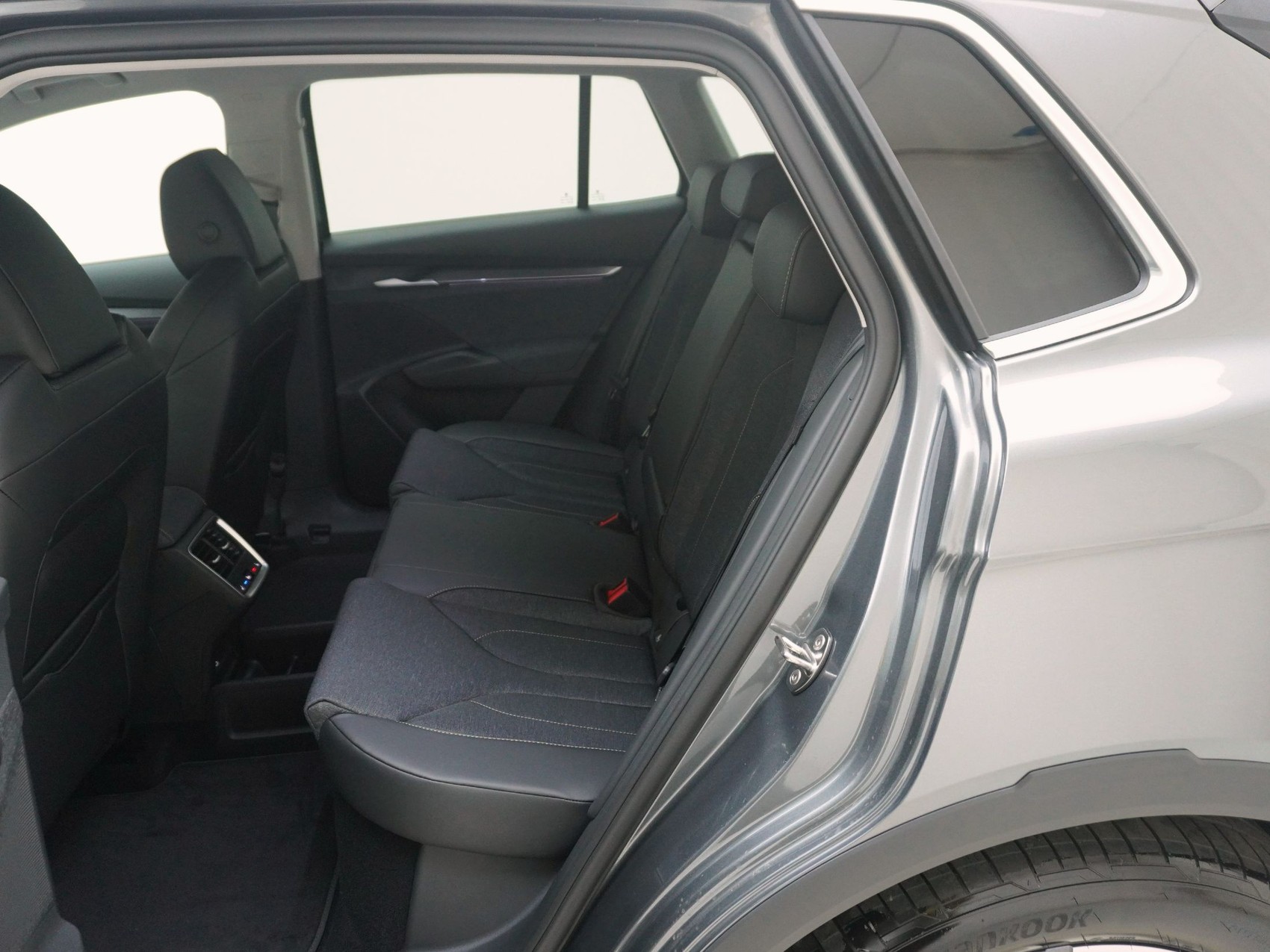 SKODA Elroq 85x Selection Loft-Plus 4x4-image-12