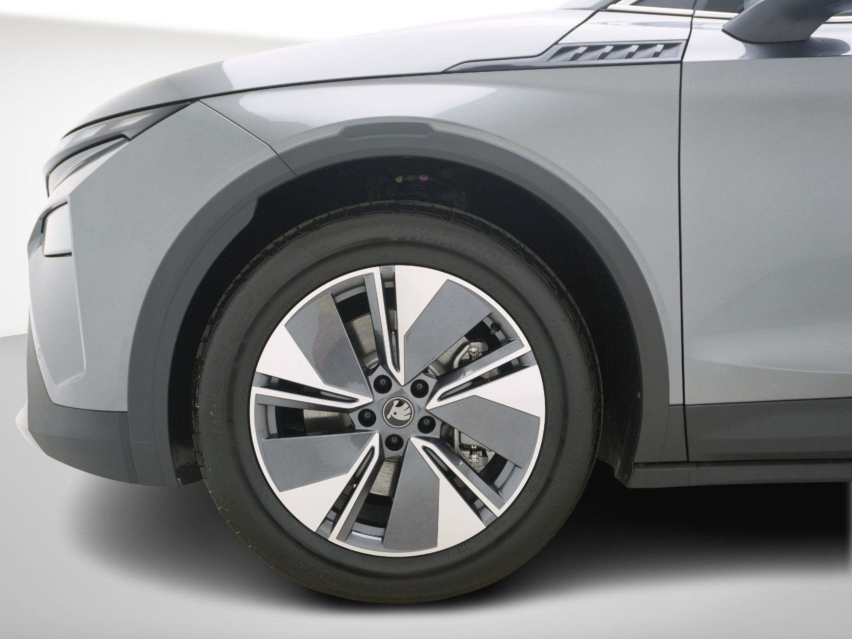 SKODA Elroq 85x Selection Loft-Plus 4x4-image-9