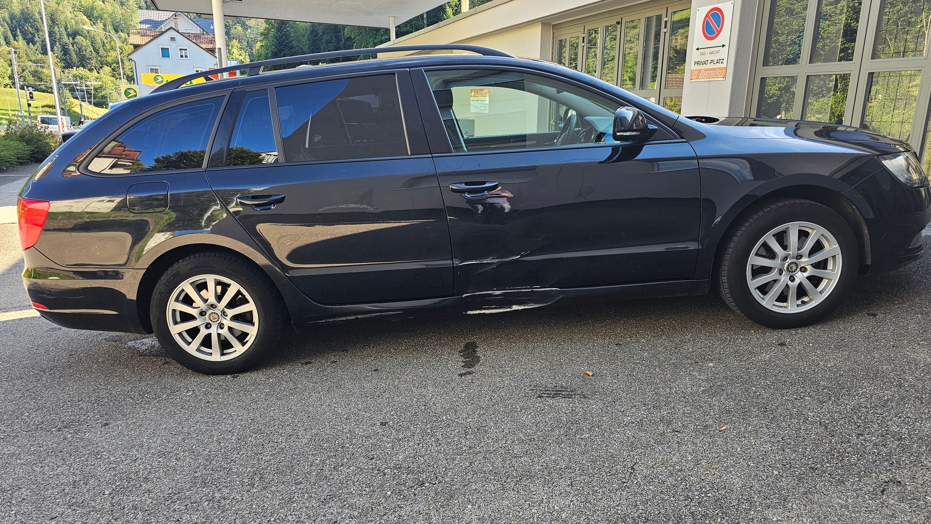 SKODA Superb Combi 1.8 TSI Elegance 4x4-image-4