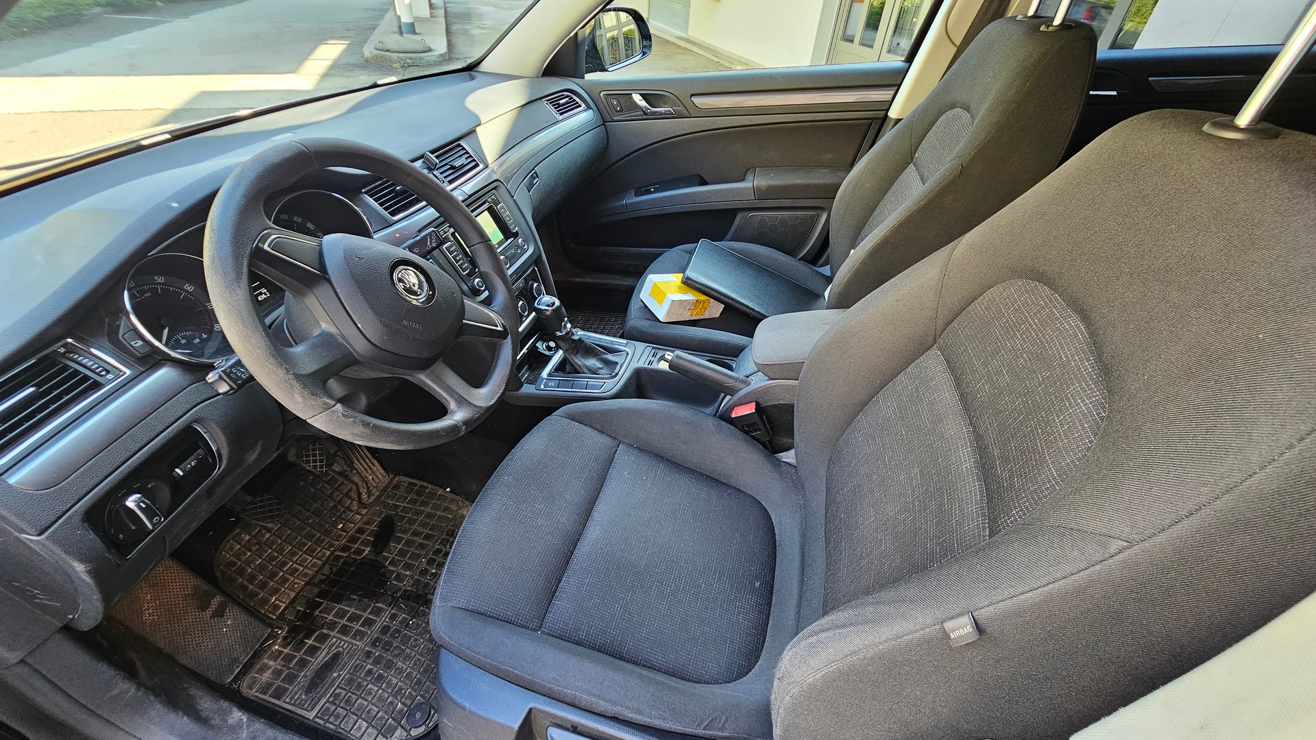 SKODA Superb Combi 1.8 TSI Elegance 4x4-image-5