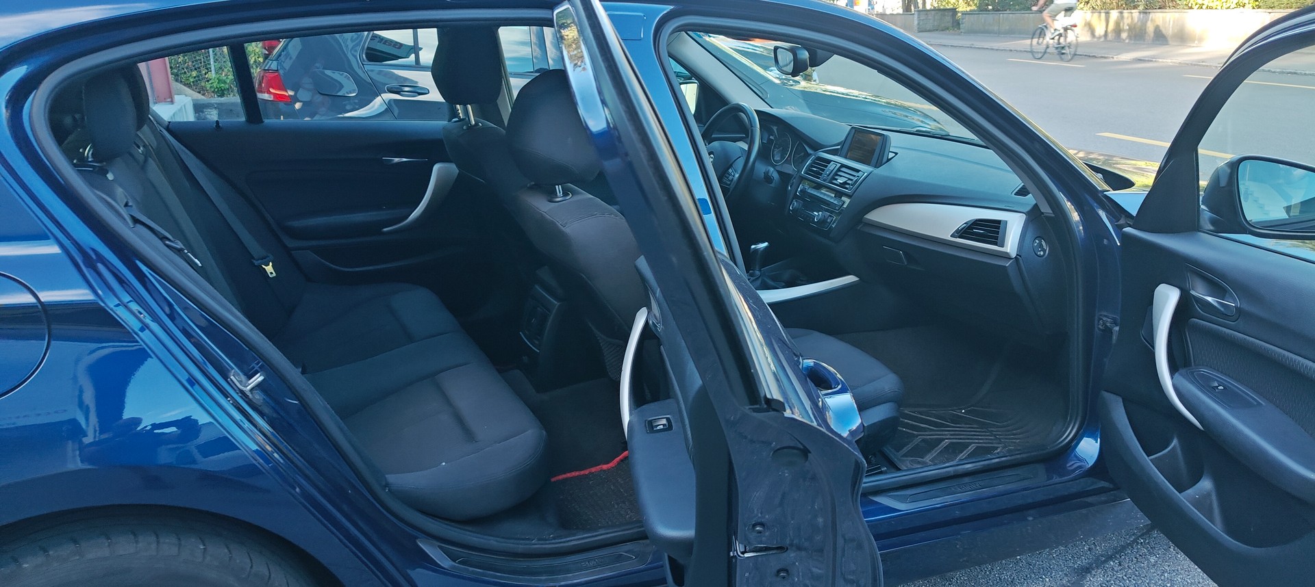 BMW 120d Urban Line-image-6