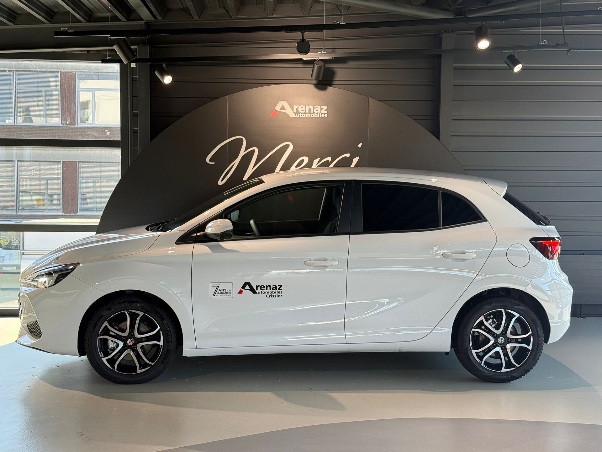 MG 3 1.5 Hybrid Luxury Aut.-image-2