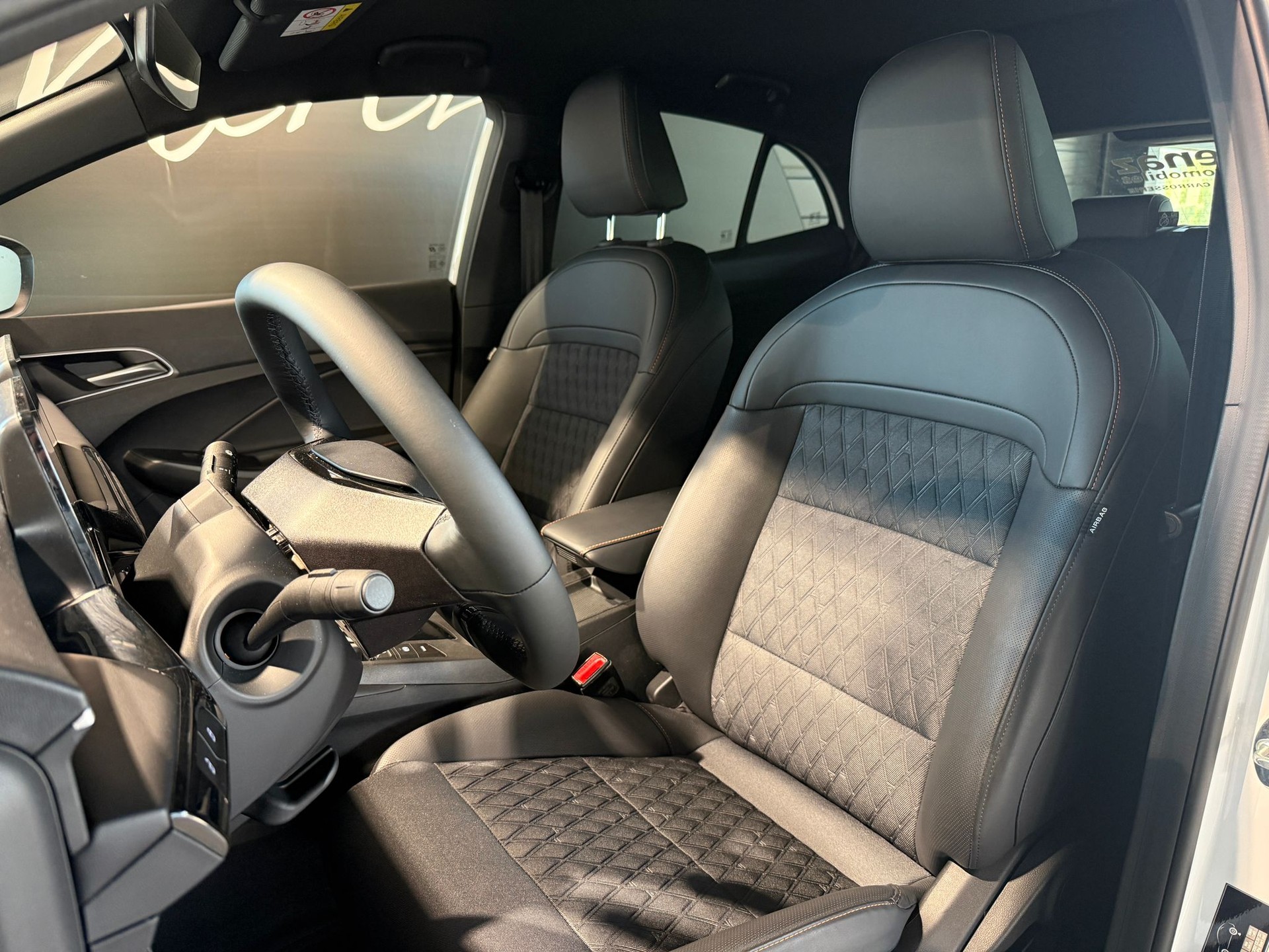 MG 3 1.5 Hybrid Luxury Aut.-image-4