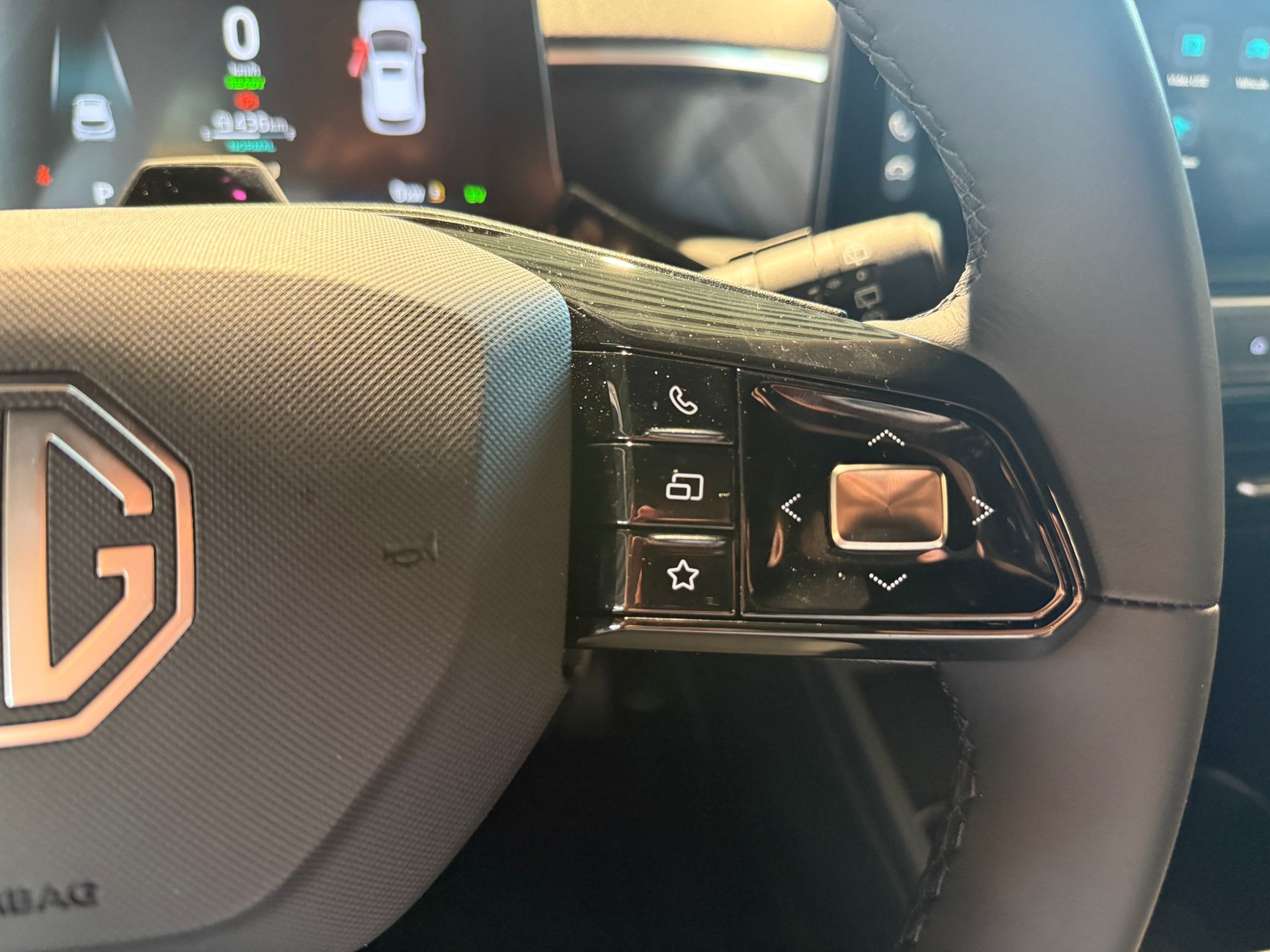 MG 3 1.5 Hybrid Luxury Aut.-image-14
