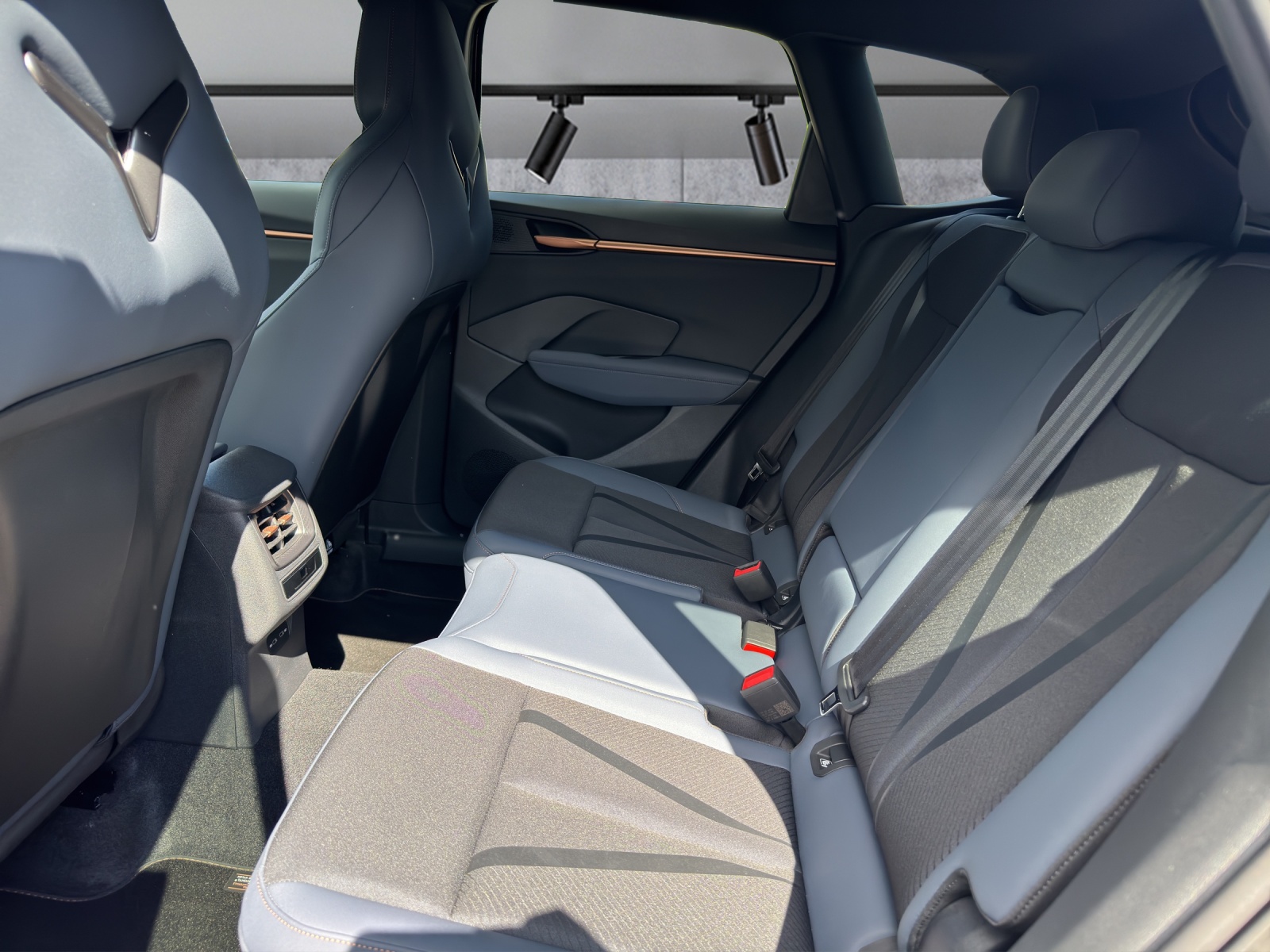 CUPRA Terramar 2.0 TSI DSG 4Drive VZ-image-10