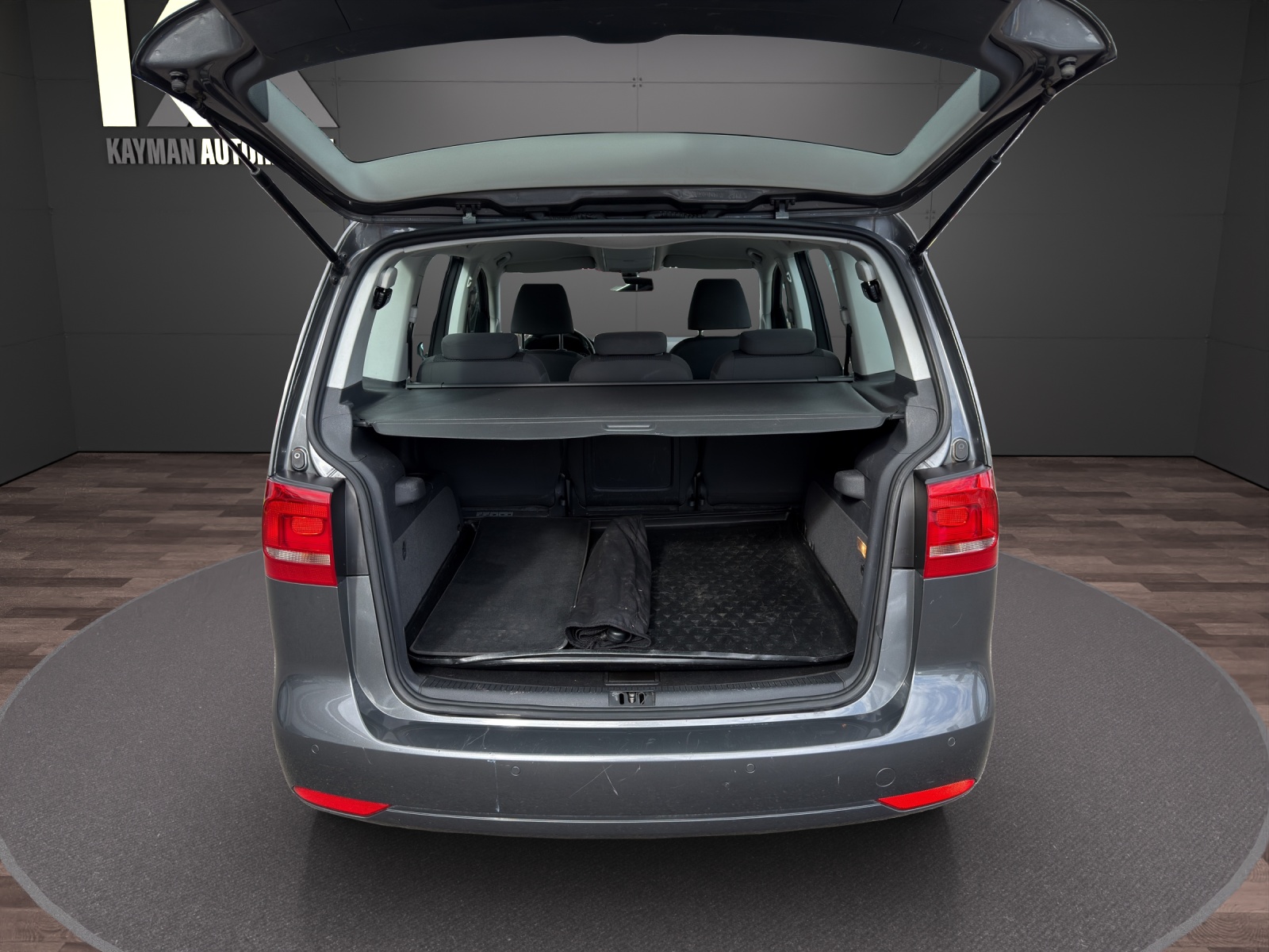 VW Touran 1.4 TSI Team – Viel Platz 7 Plätzer, starke Leistung & echte Alltagstauglichkeit-image-5