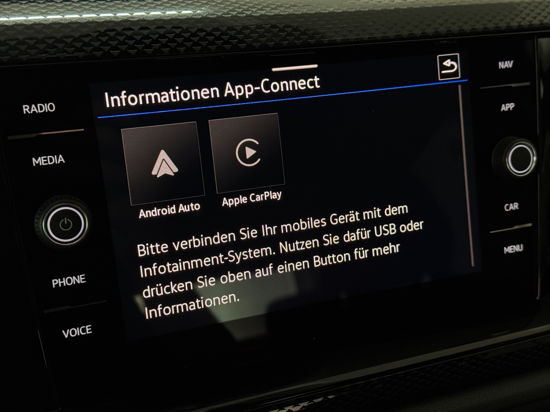 VW Taigo 1.0 TSI Life DSG Business DSG "Navi-RF.-Kamera-Keyless"-image-16