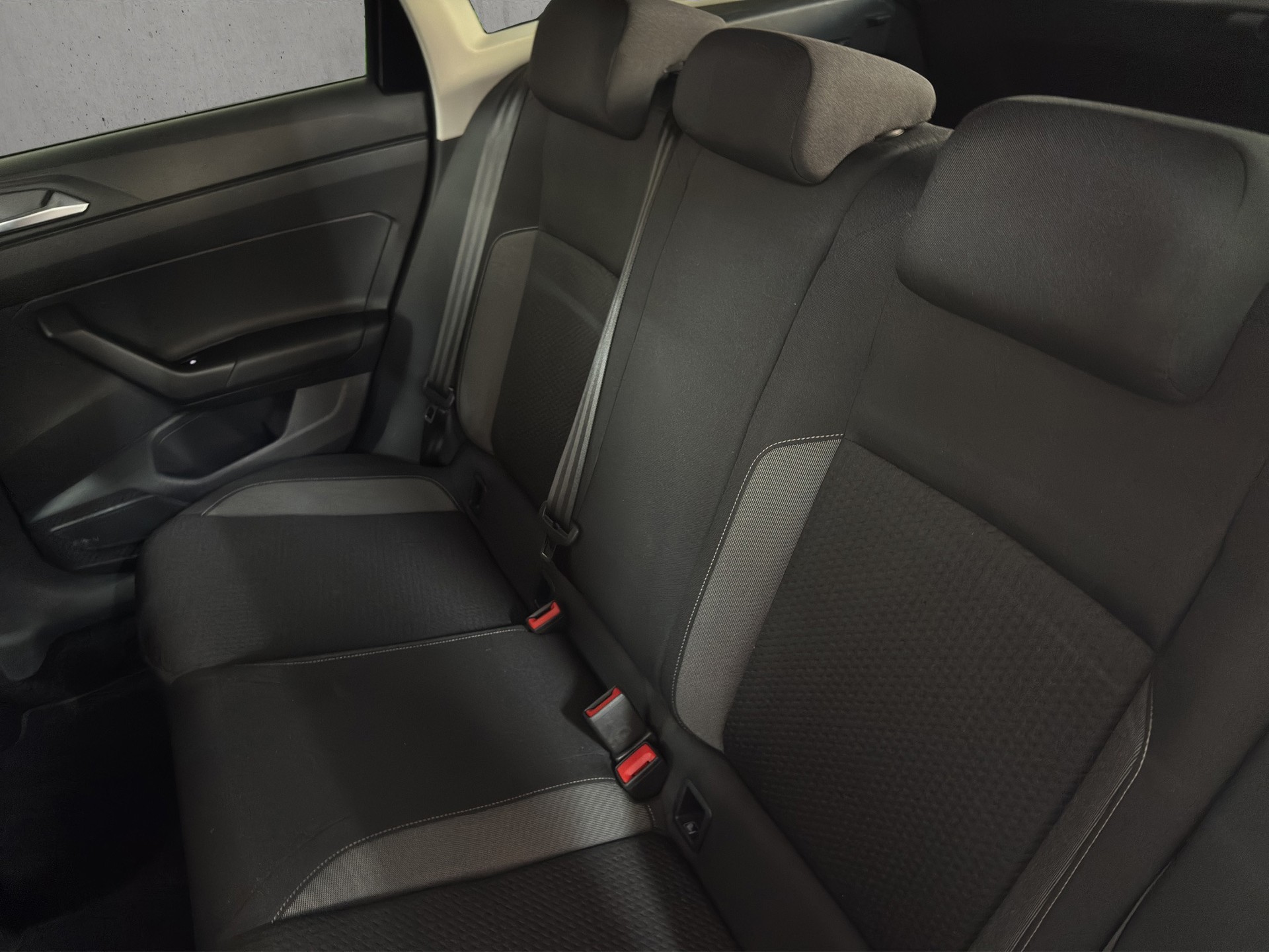 VW Taigo 1.0 TSI Life DSG Business DSG "Navi-RF.-Kamera-Keyless"-image-9