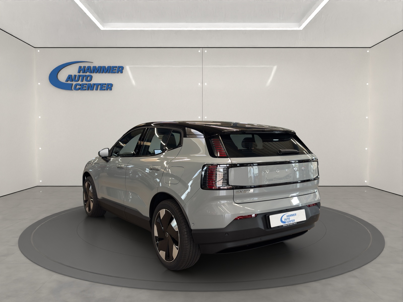 VOLVO EX30 E60 Twin Ultra Performance AWD-image-2