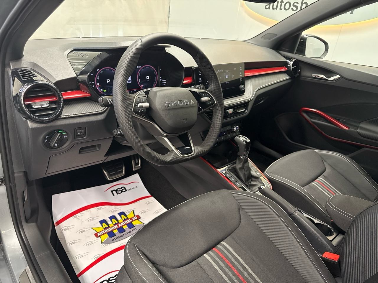 SKODA Fabia 1.5 TSI Monte Carlo DSG-image-2