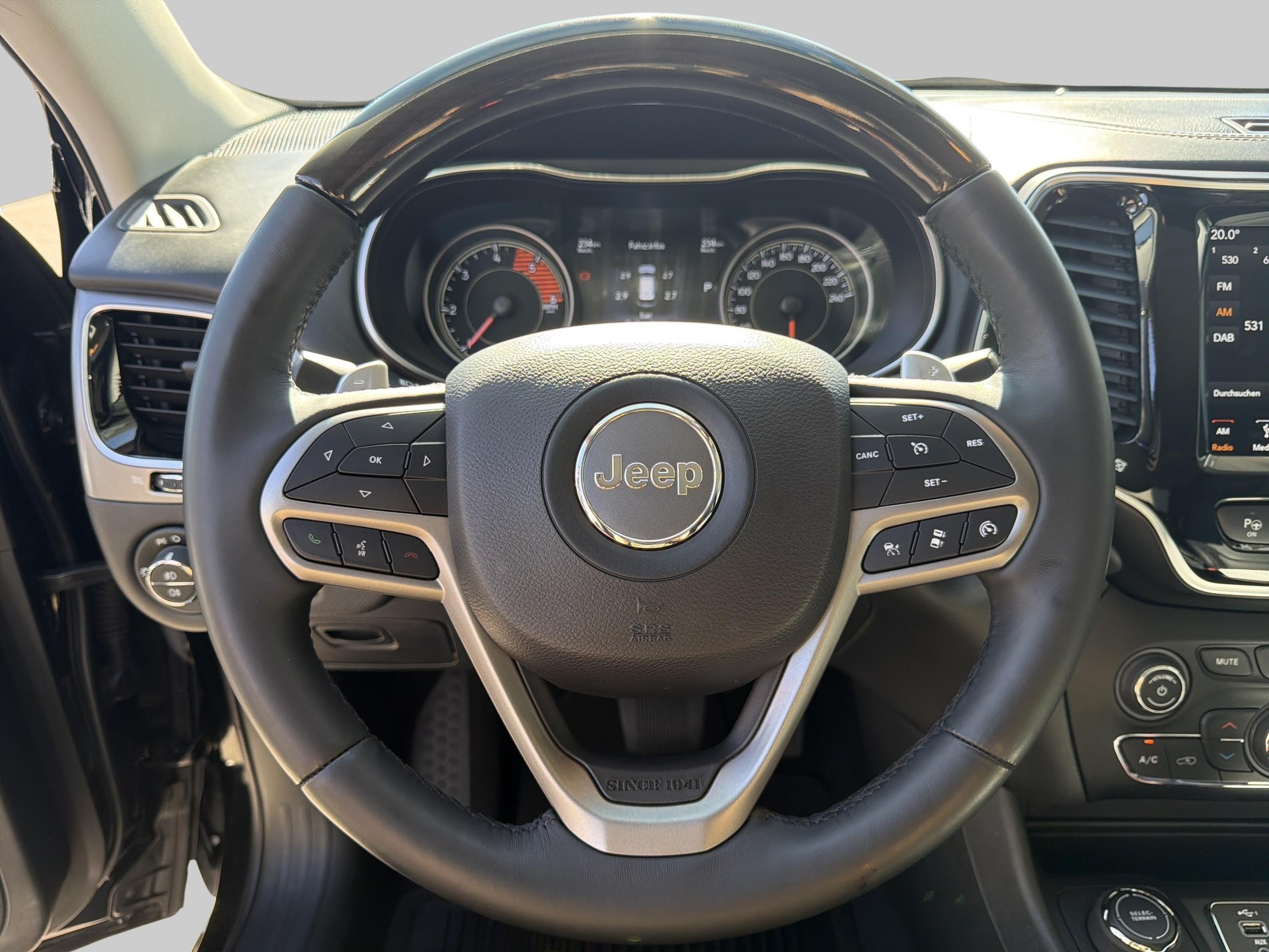 JEEP Cherokee 2.2MJ Overland-image-14