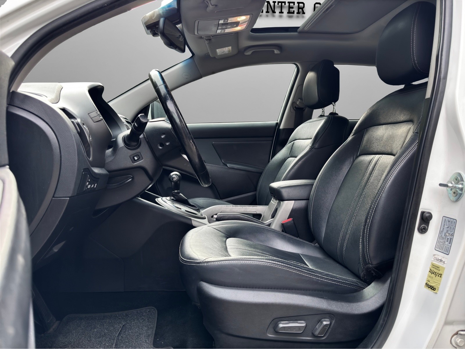 KIA Sportage 2.0 CRDi Trend 4WD Automatic-image-7