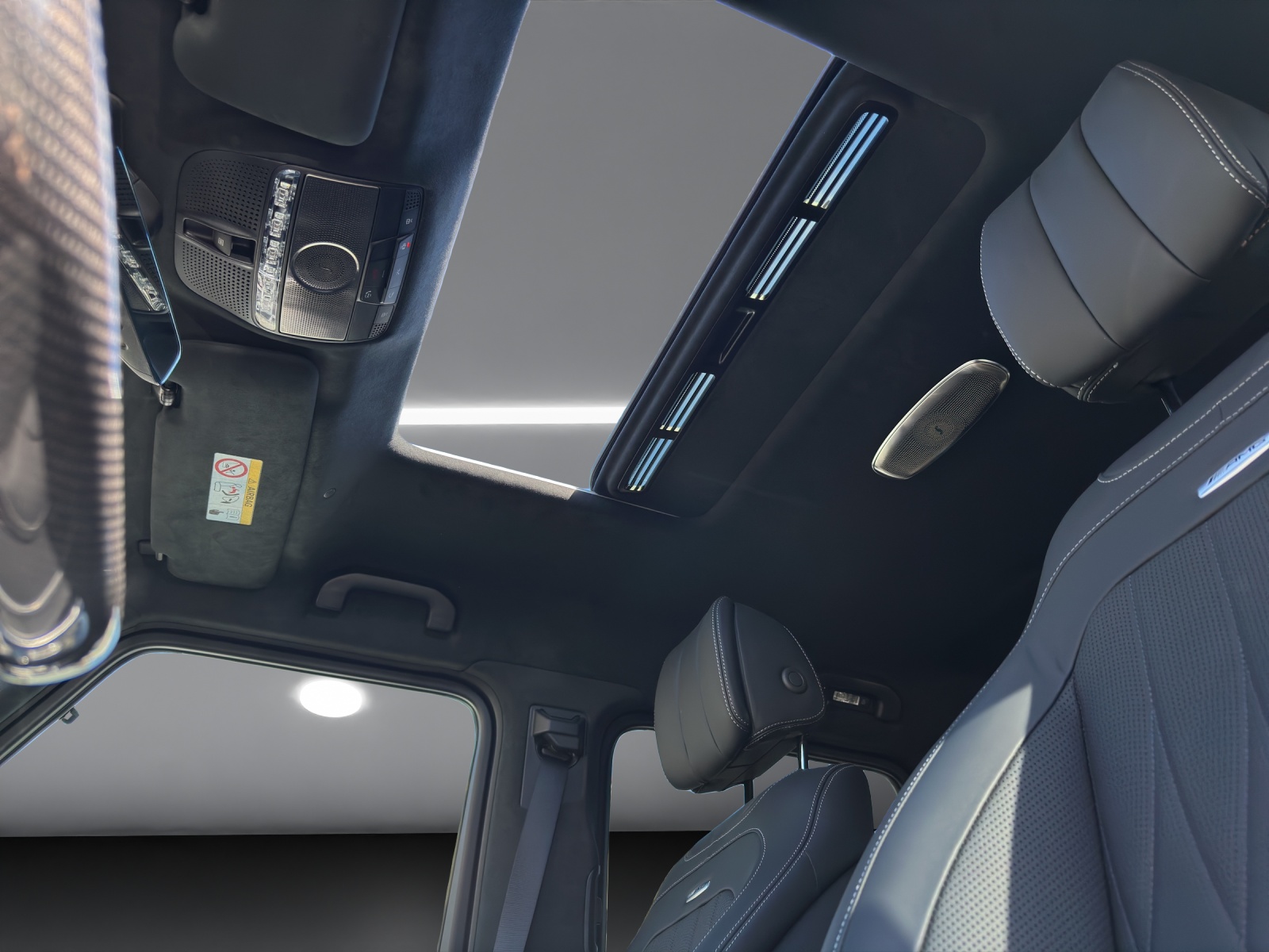 MERCEDES-BENZ G 63 AMG 9G-Tronic-image-11