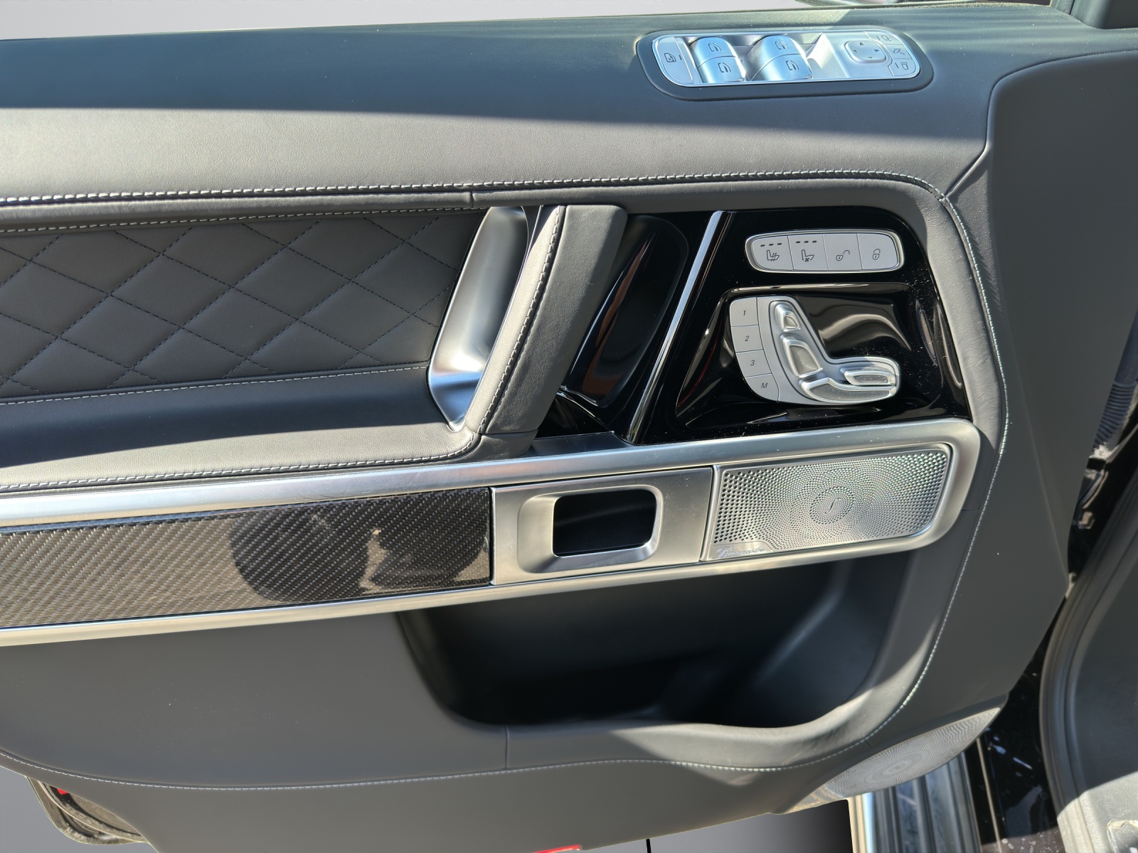 MERCEDES-BENZ G 63 AMG 9G-Tronic-image-13