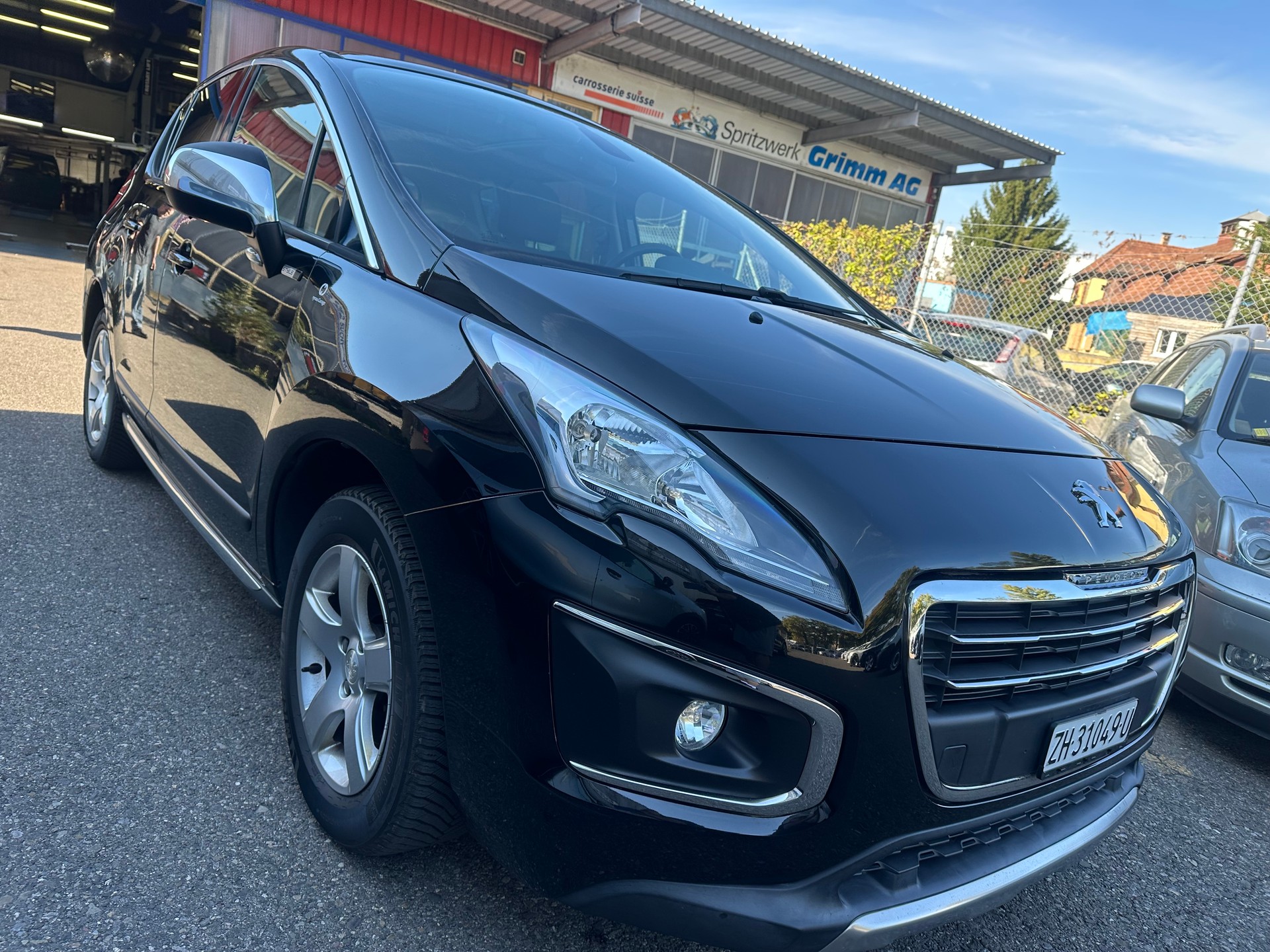 PEUGEOT 3008 2.0 HDI Business Tiptronic-image-0