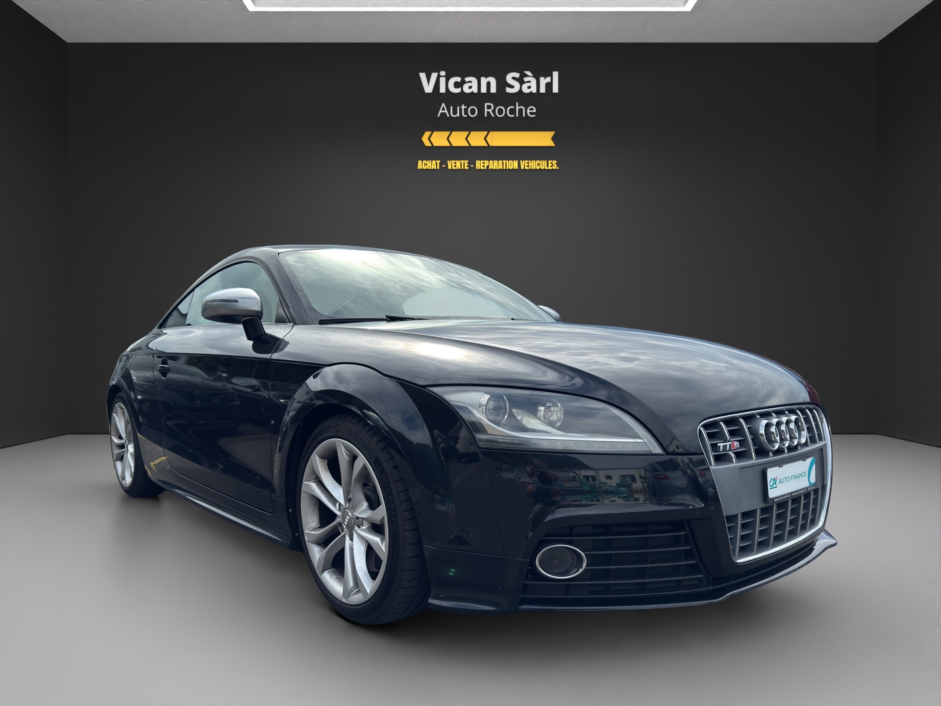 AUDI TTS Coupé 2.0 TFSI quattro-image-2