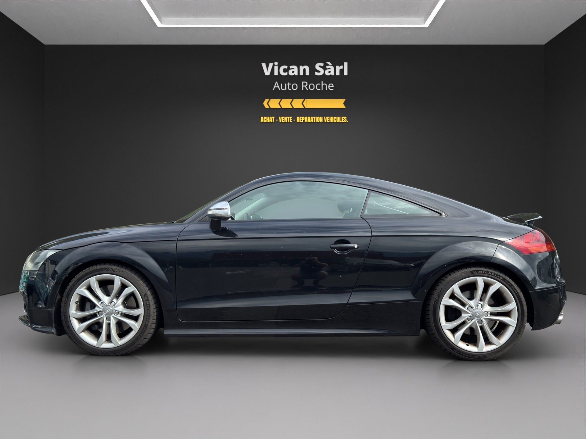 AUDI TTS Coupé 2.0 TFSI quattro-image-4