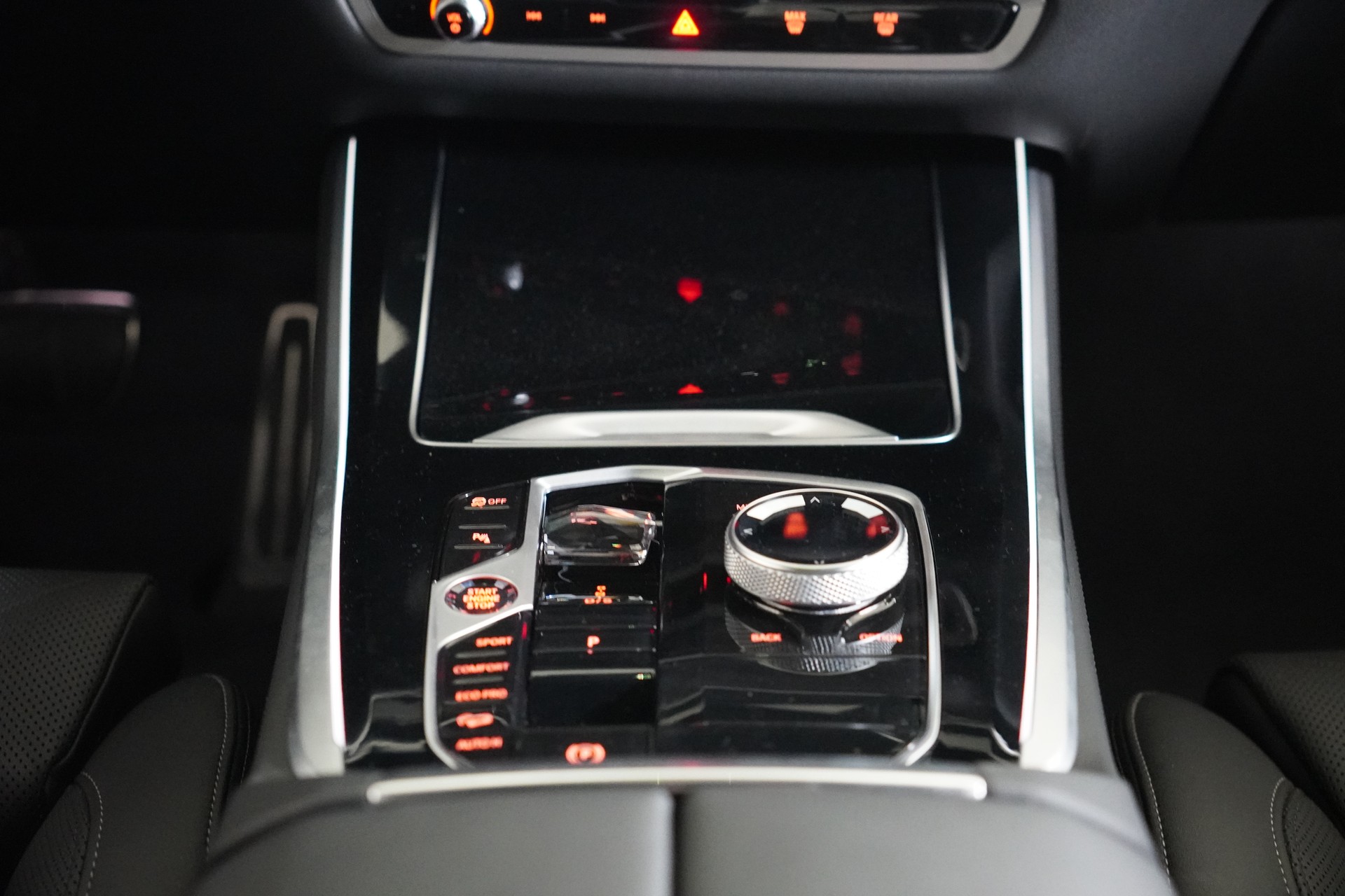 BMW X5 xDrive 48V 30d M Sport Pro Steptronic-image-19