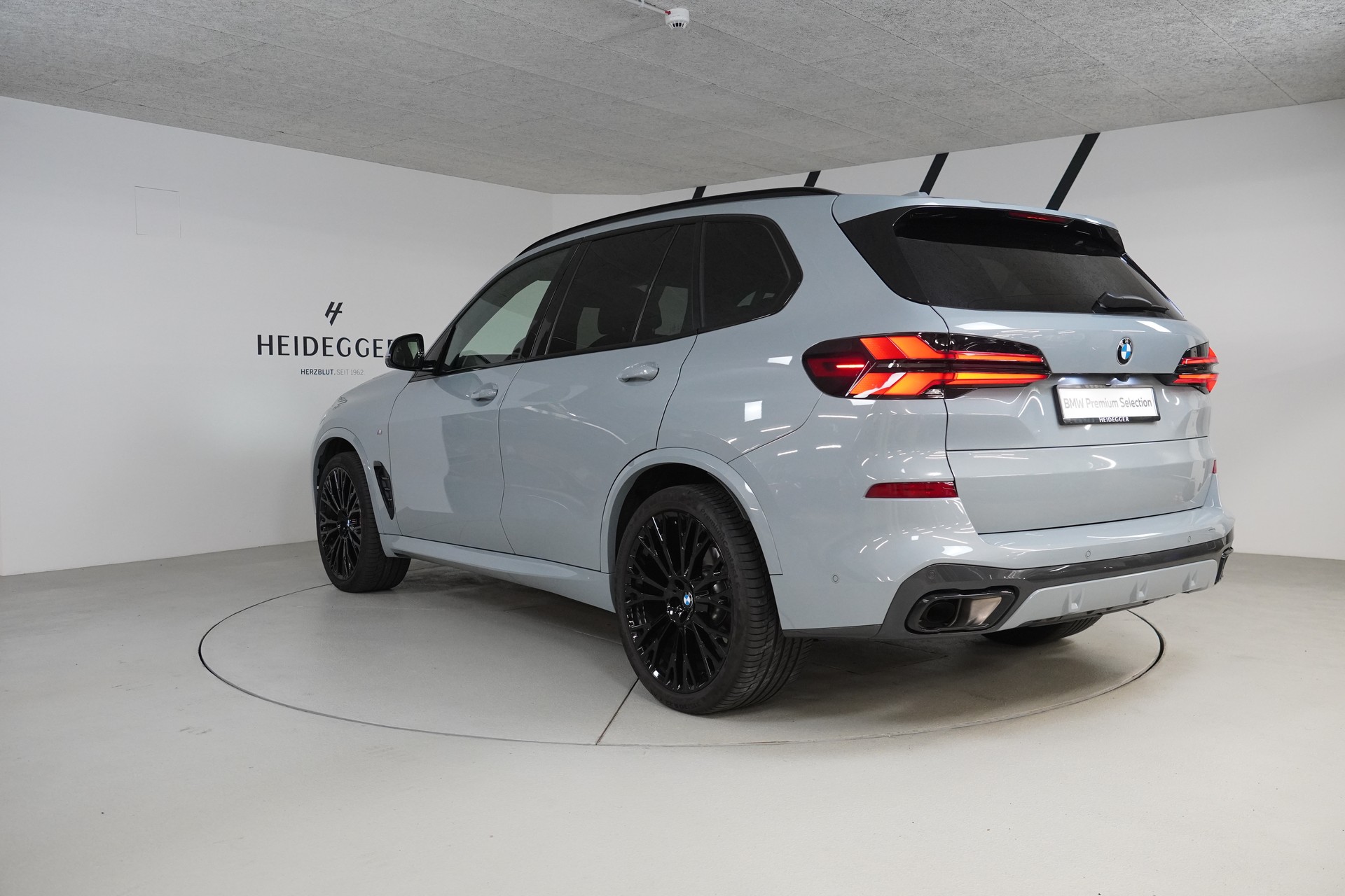 BMW X5 xDrive 48V 30d M Sport Pro Steptronic-image-4