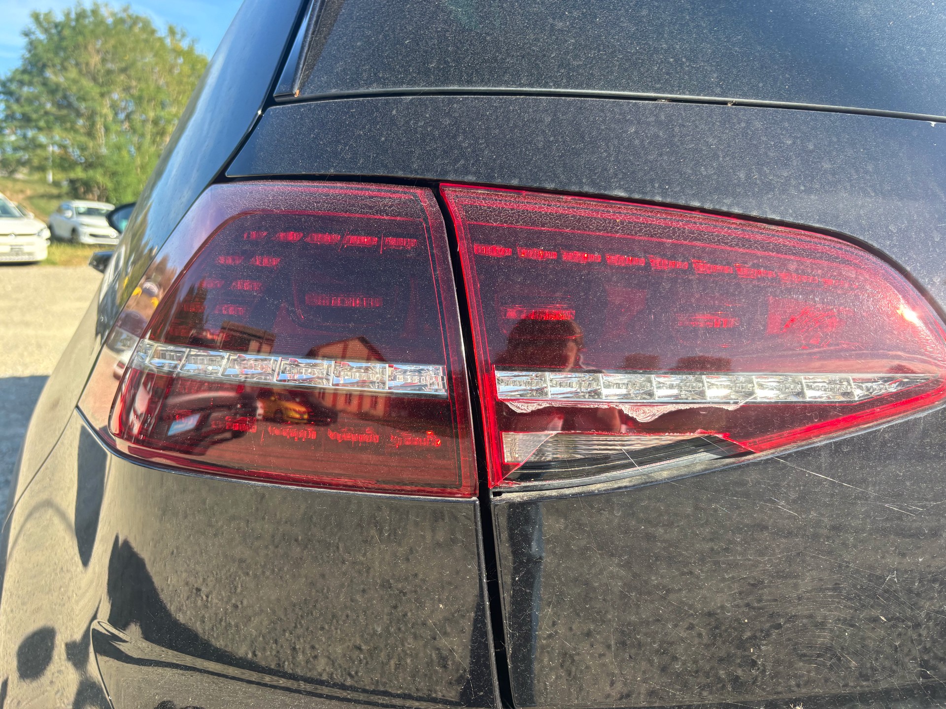 VW Golf 2.0 TSI R 4Motion DSG-image-28