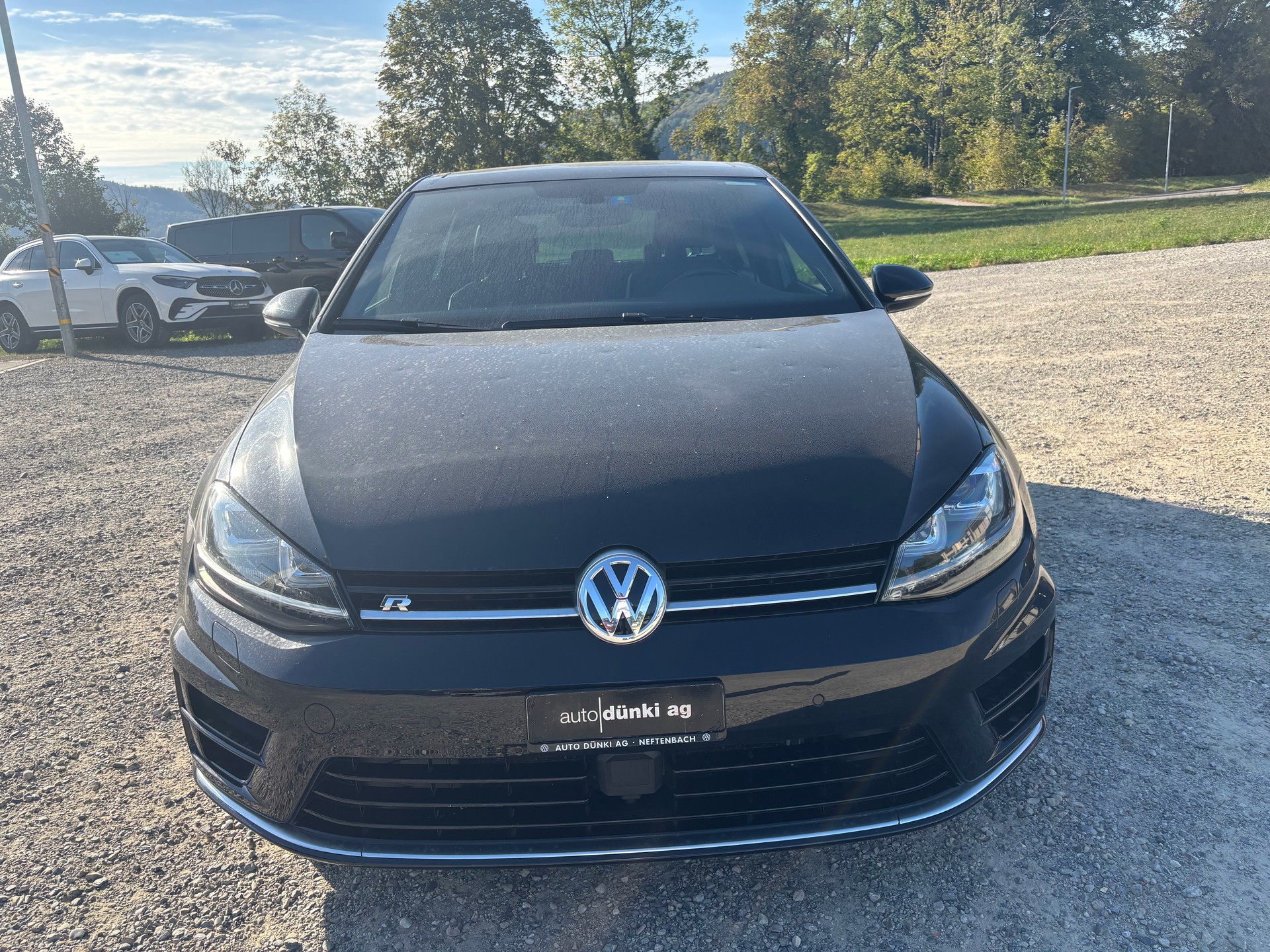 VW Golf 2.0 TSI R 4Motion DSG-image-2