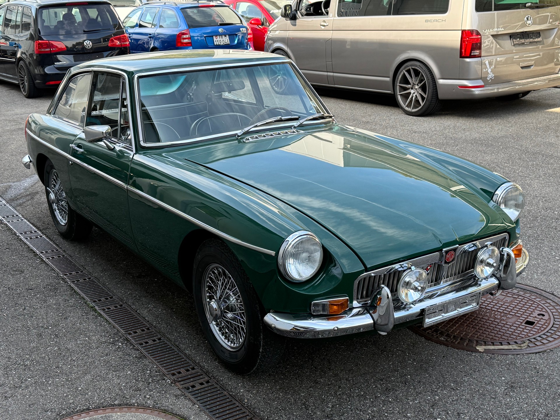 MG MGB GT-image-2