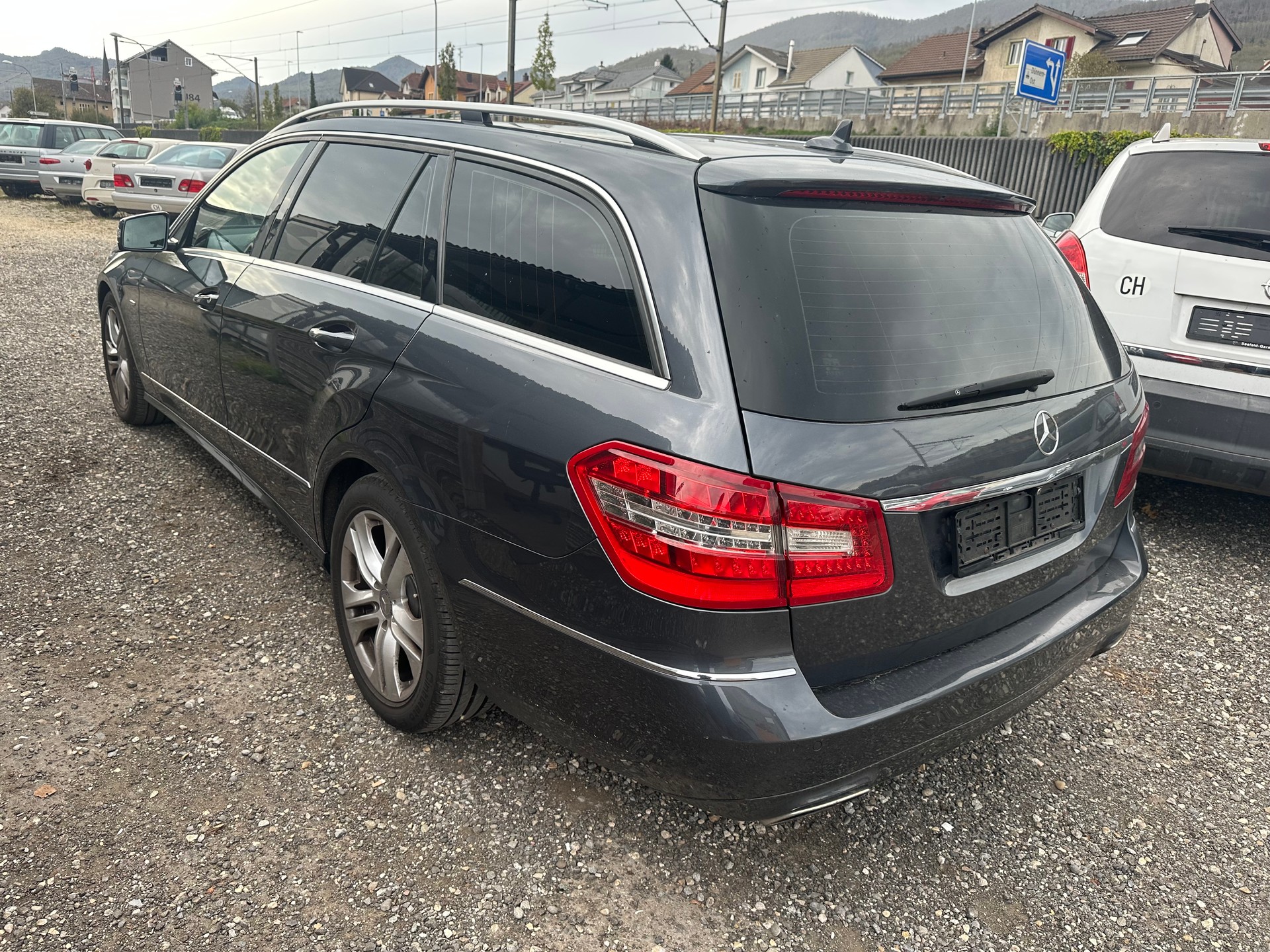 MERCEDES-BENZ E 350-image-3
