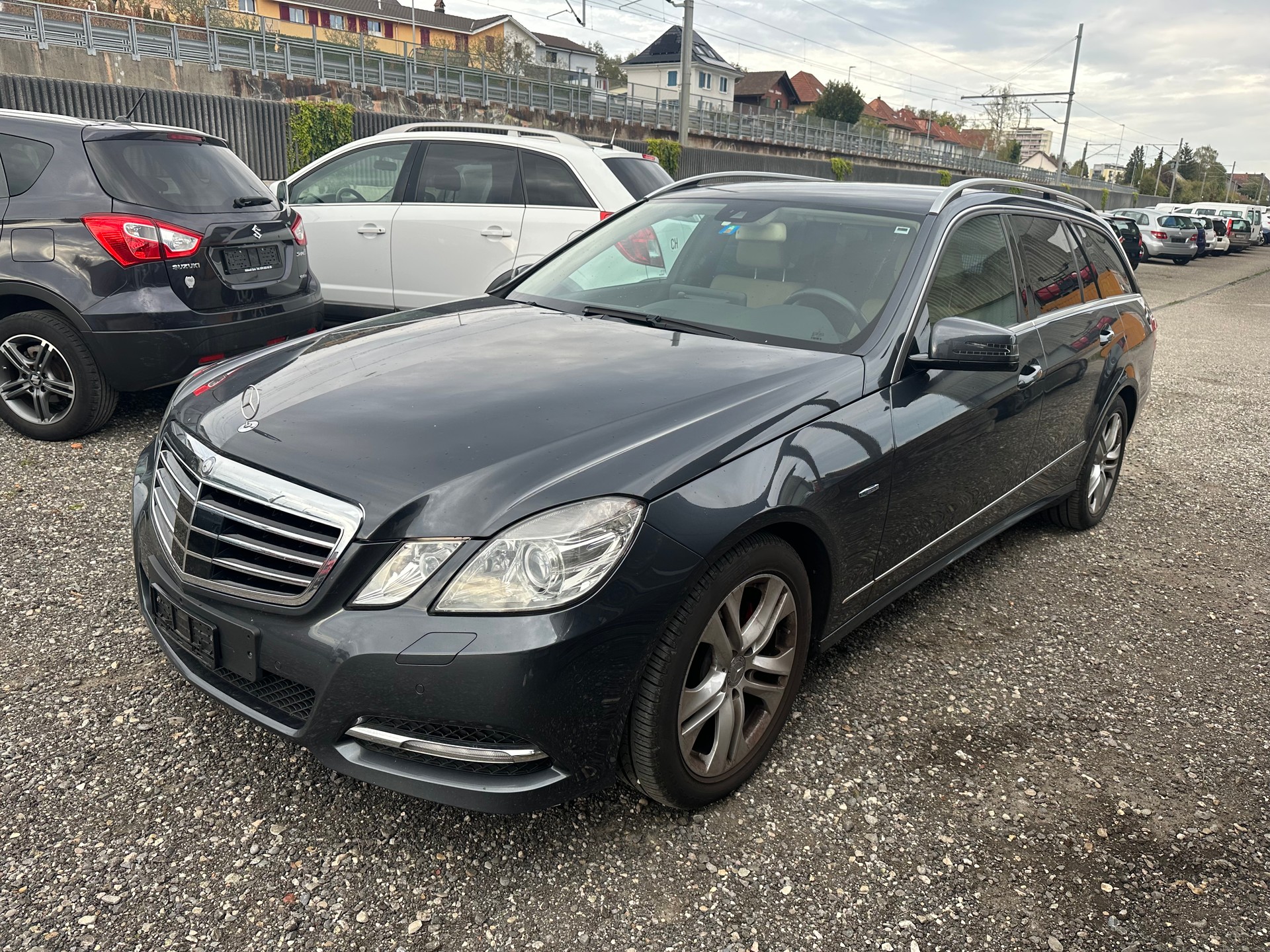 MERCEDES-BENZ E 350-image-0