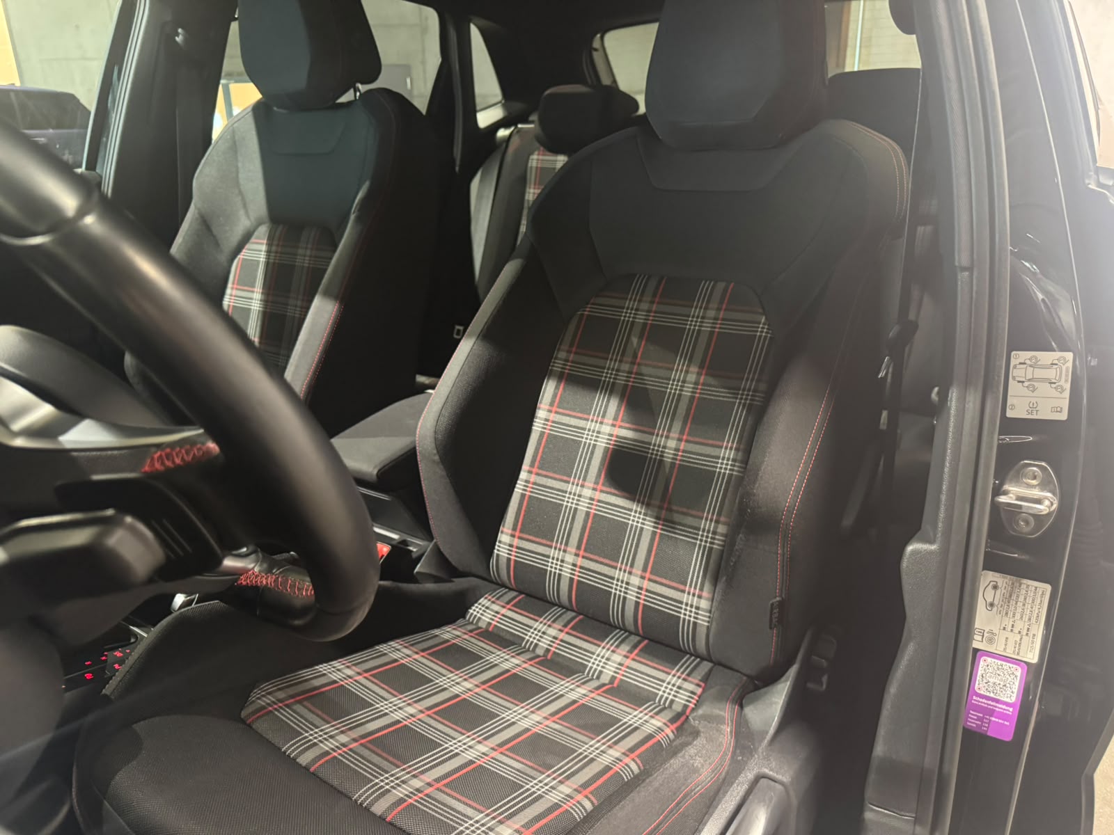 VW Polo 2.0 TSI GTI DSG (CH)-image-18