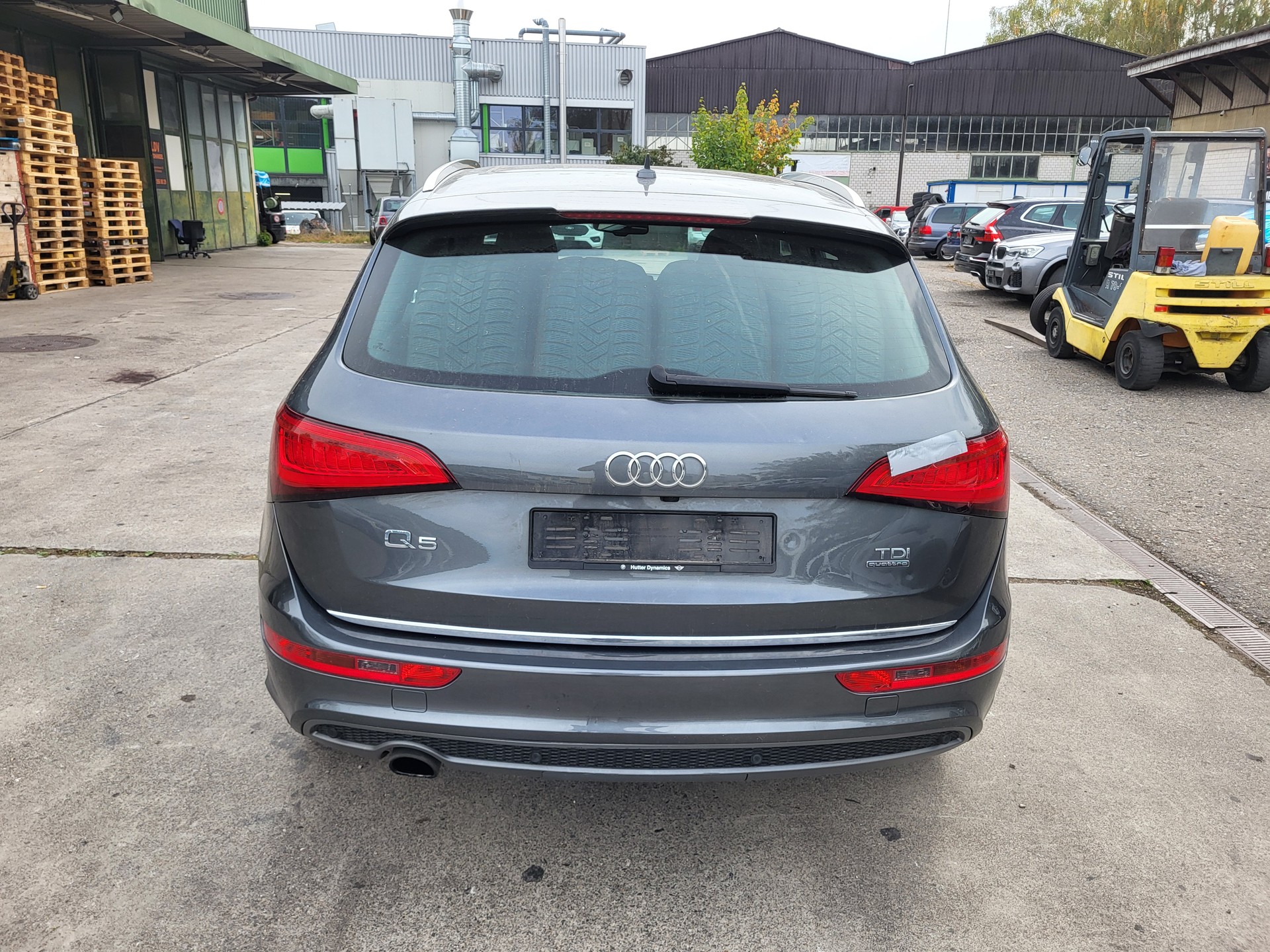 AUDI Q5 2.0 TDI quattro S-tronic-image-3