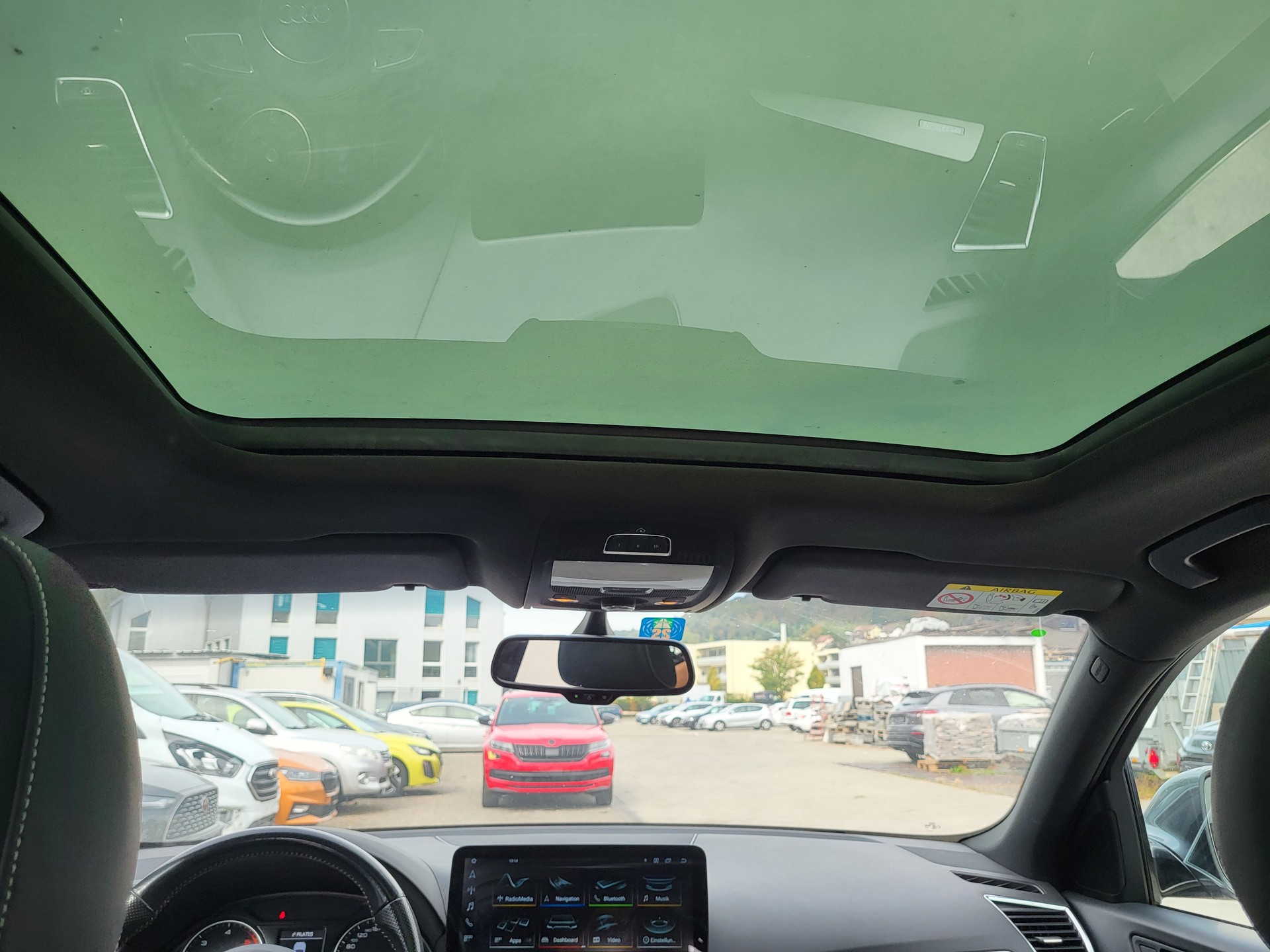AUDI Q5 2.0 TDI quattro S-tronic-image-12