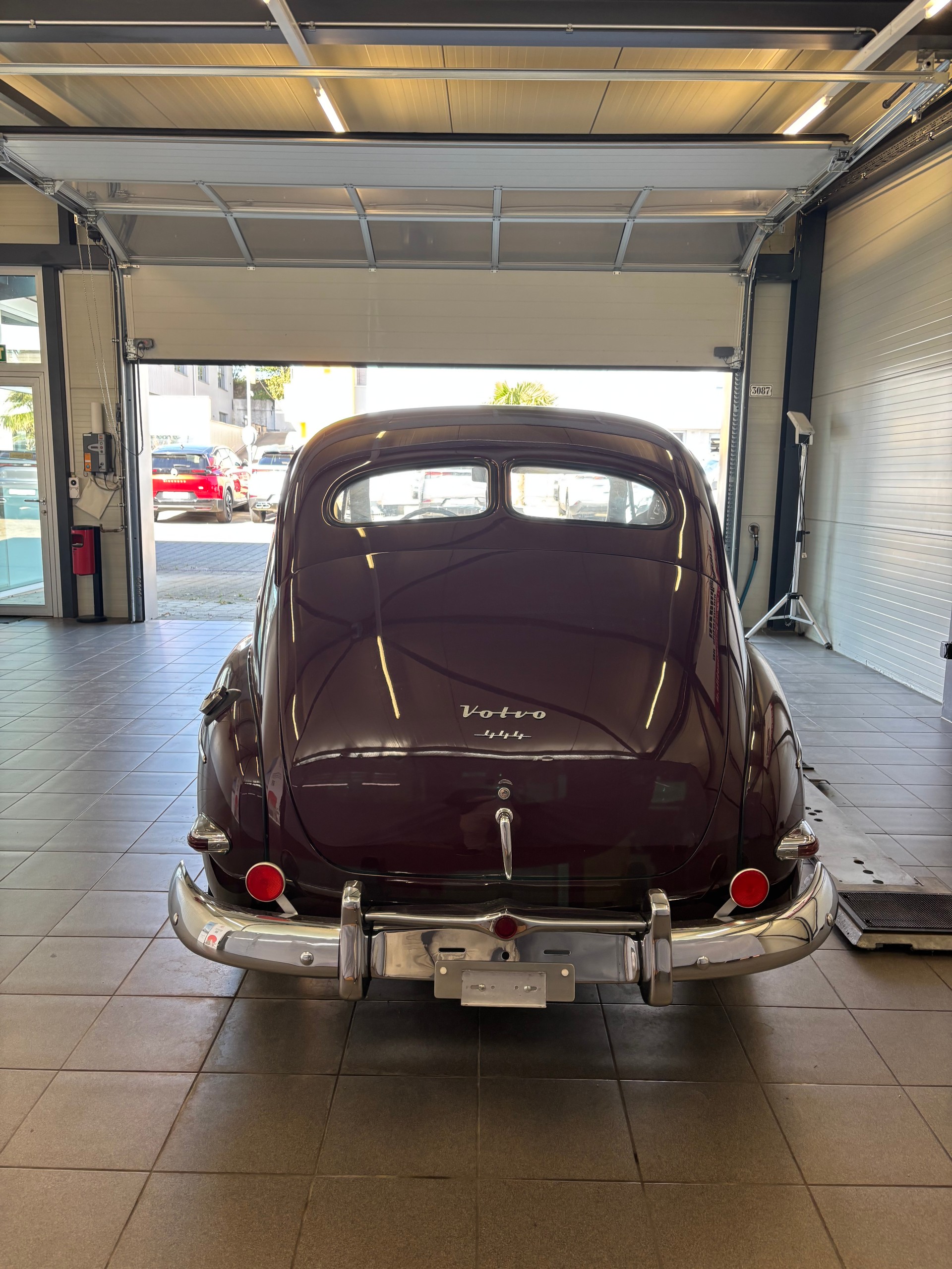 VOLVO ES-image-4