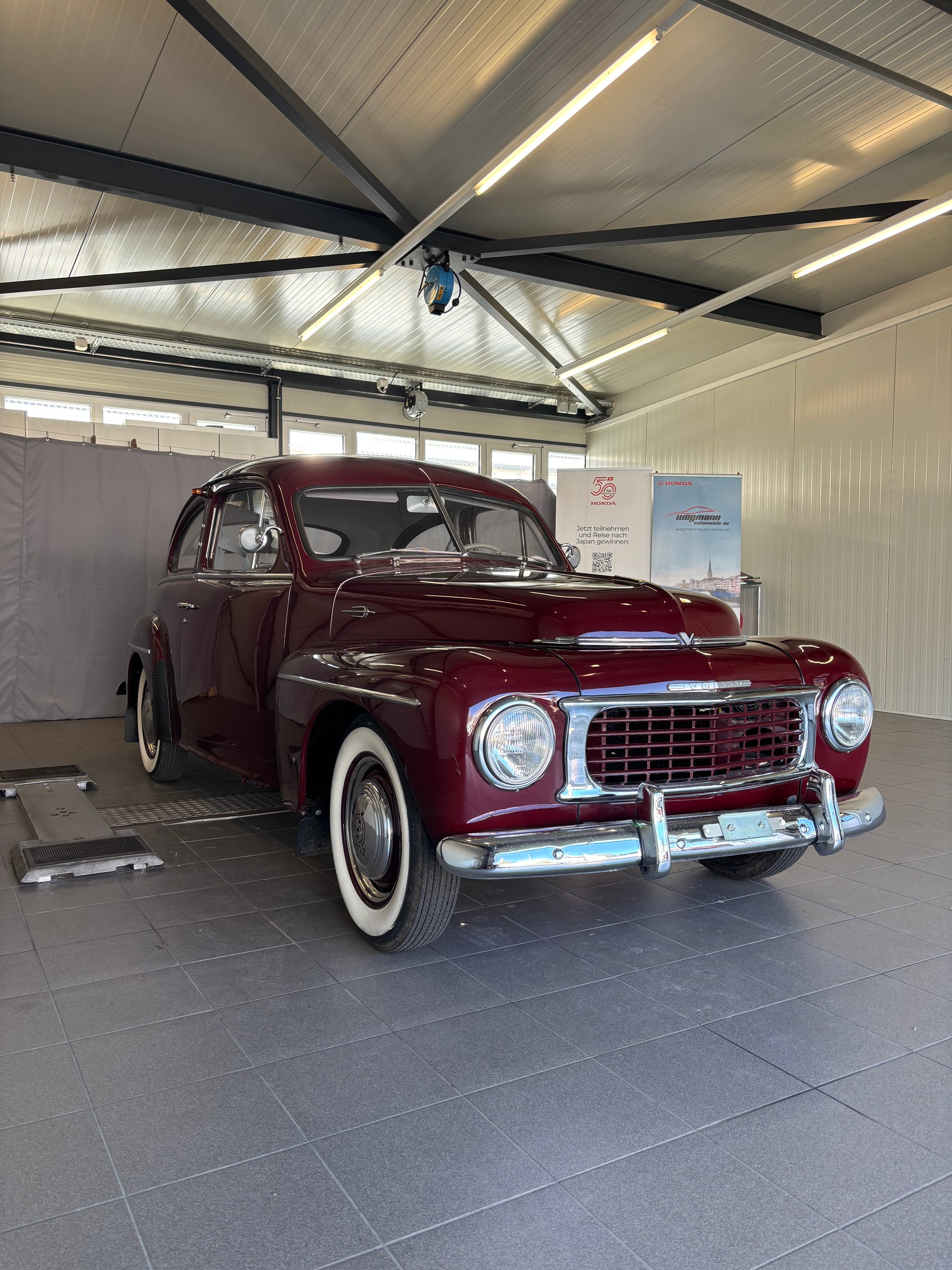 VOLVO ES-image-2