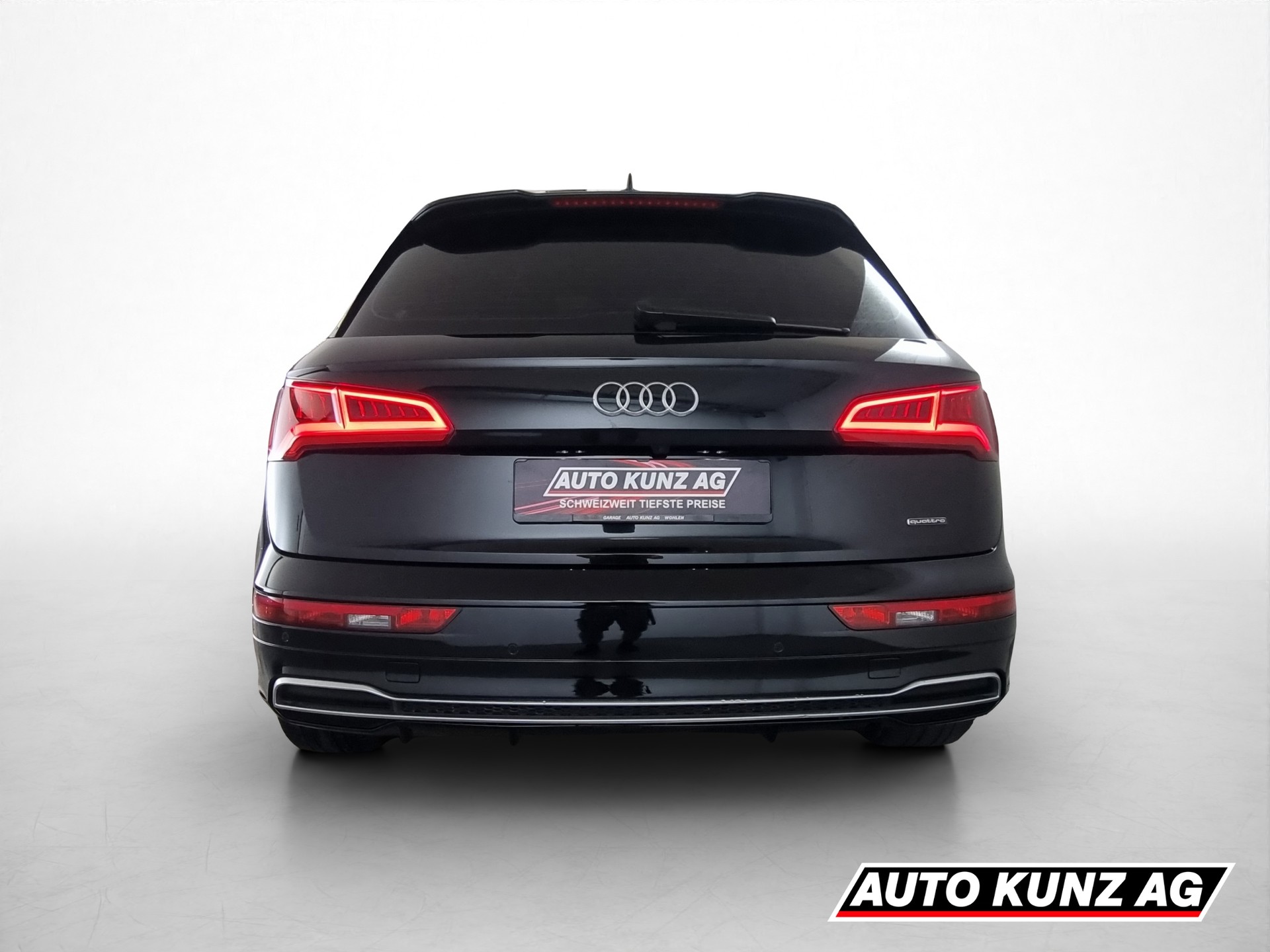 AUDI Q5 2.0 TFSI quattro S-Tronic-image-4