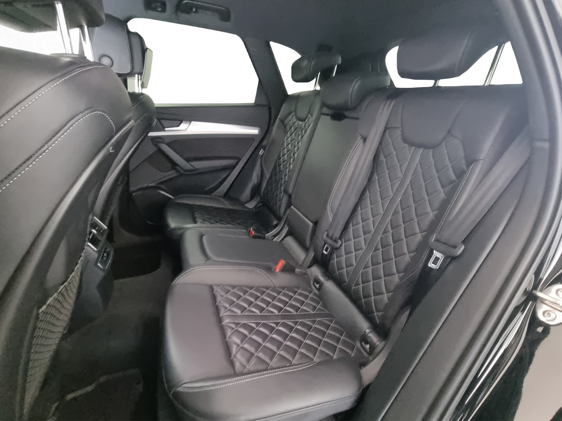 AUDI Q5 2.0 TFSI quattro S-Tronic-image-6