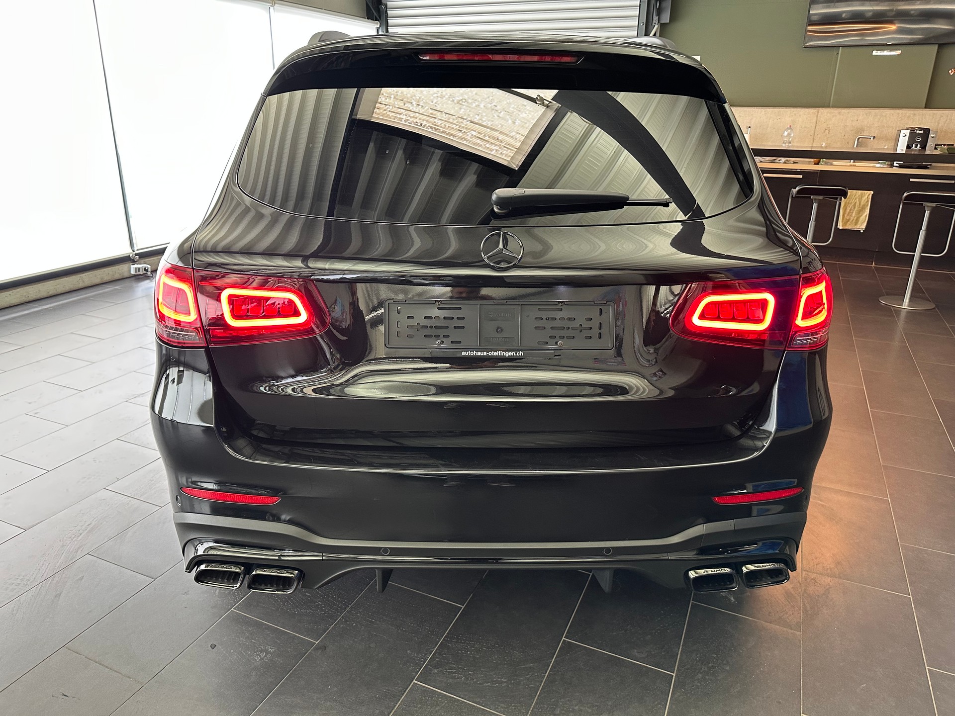 MERCEDES-BENZ GLC 43 AMG 4m-image-24