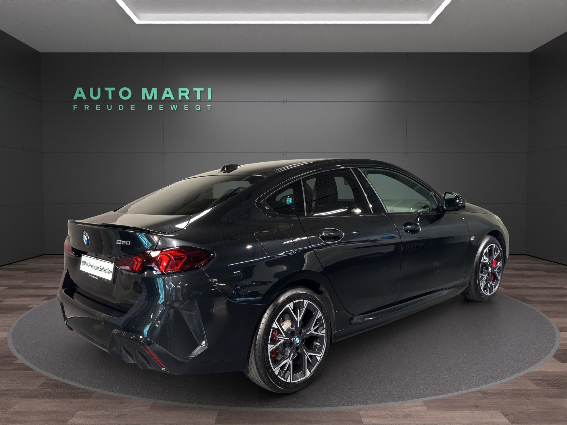 BMW 220i Gran Coupé M Sport-image-4