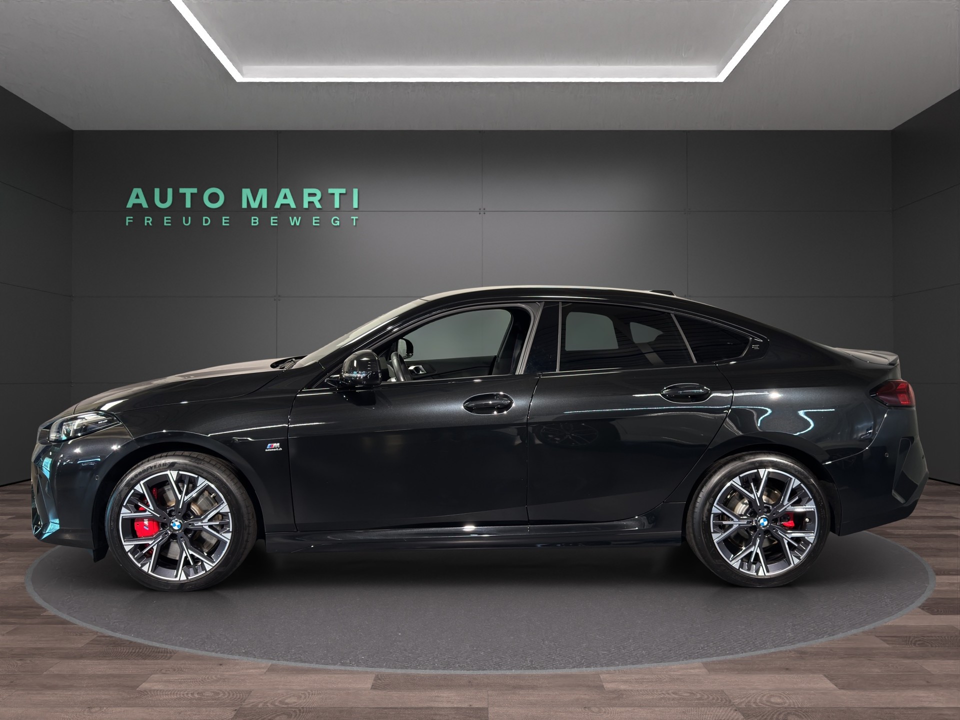 BMW 220i Gran Coupé M Sport-image-1