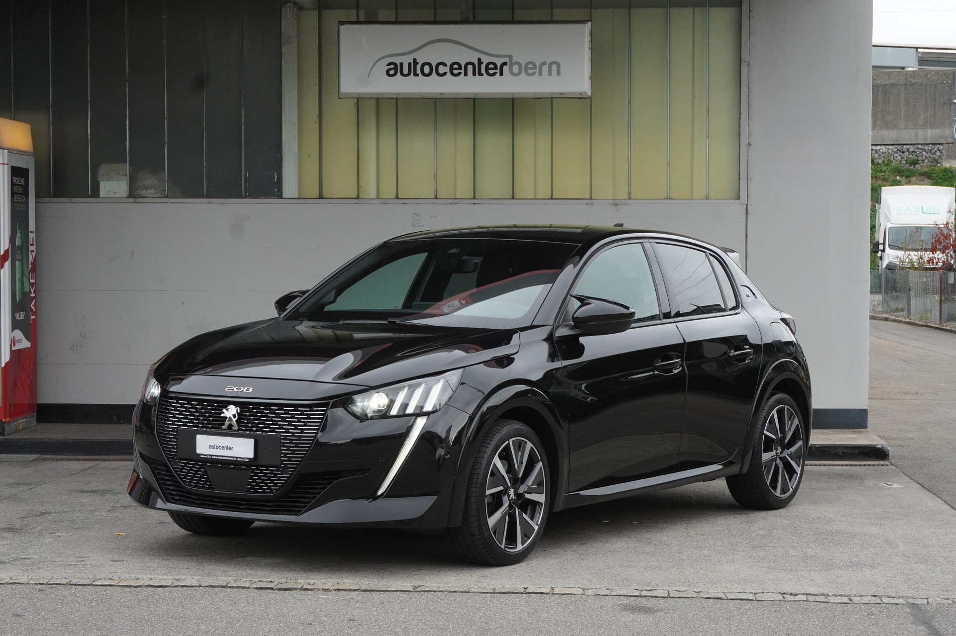 PEUGEOT 208 1.2 PureTech GT Line EAT8