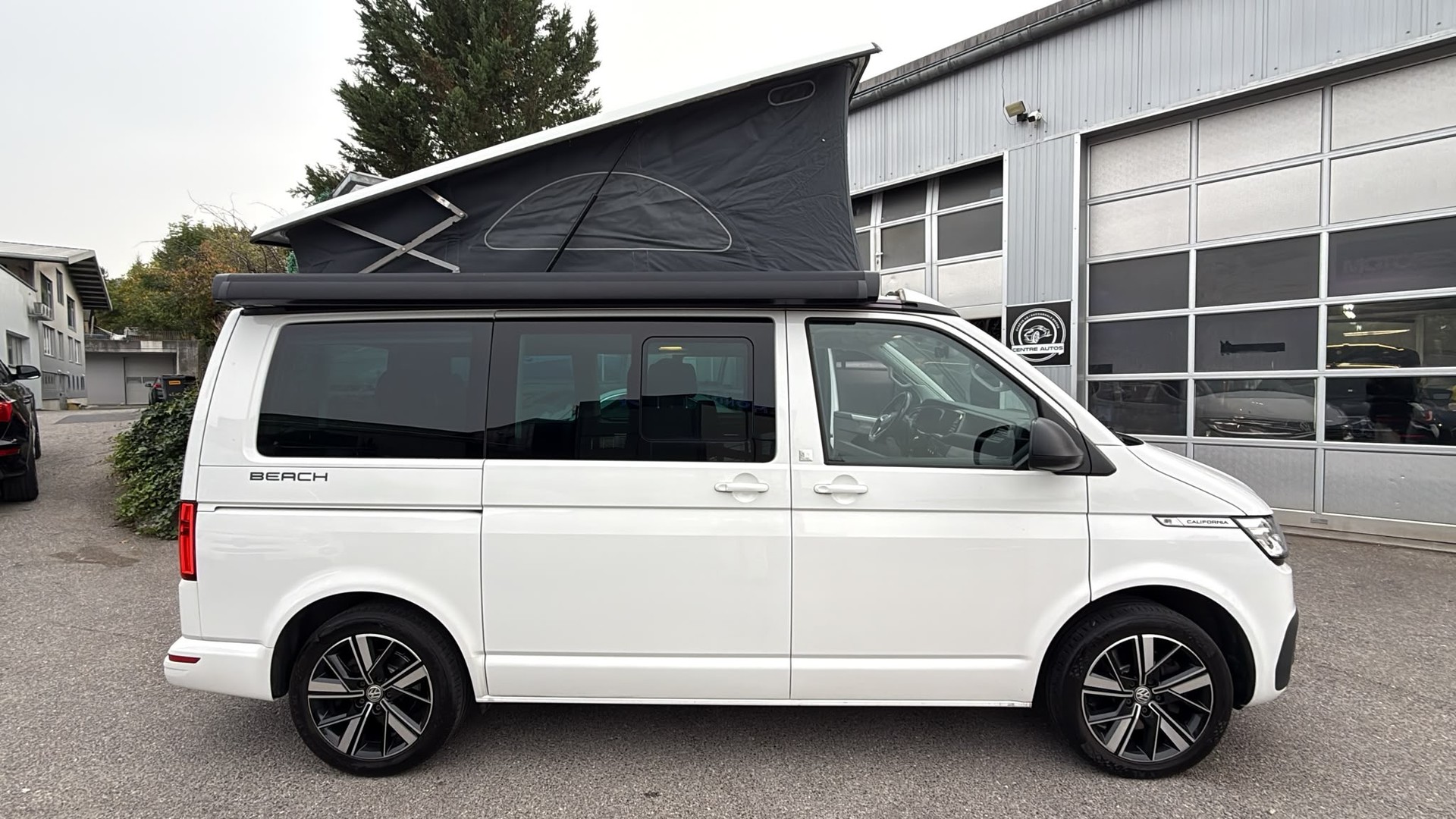 VW T6.1 California 2.0 TDI Beach Edition Liberty 4Motion DSG-image-6