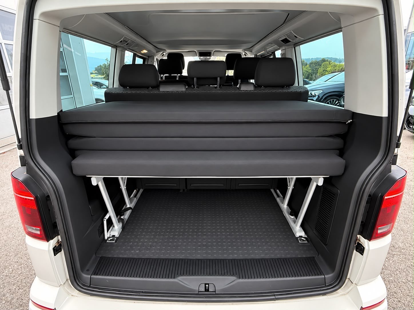 VW T6.1 California 2.0 TDI Beach Edition Liberty 4Motion DSG-image-15
