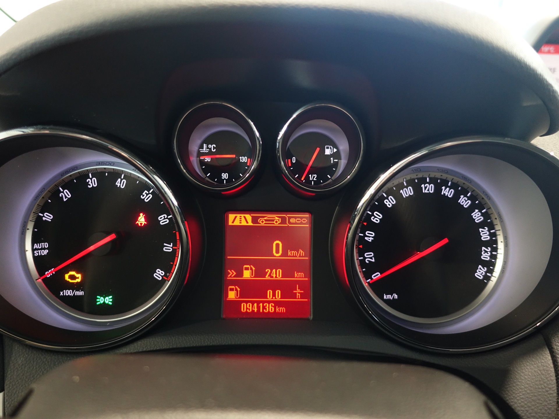 OPEL Mokka 1.4i T Cosmo 4WD Anhängerkupplung-image-24