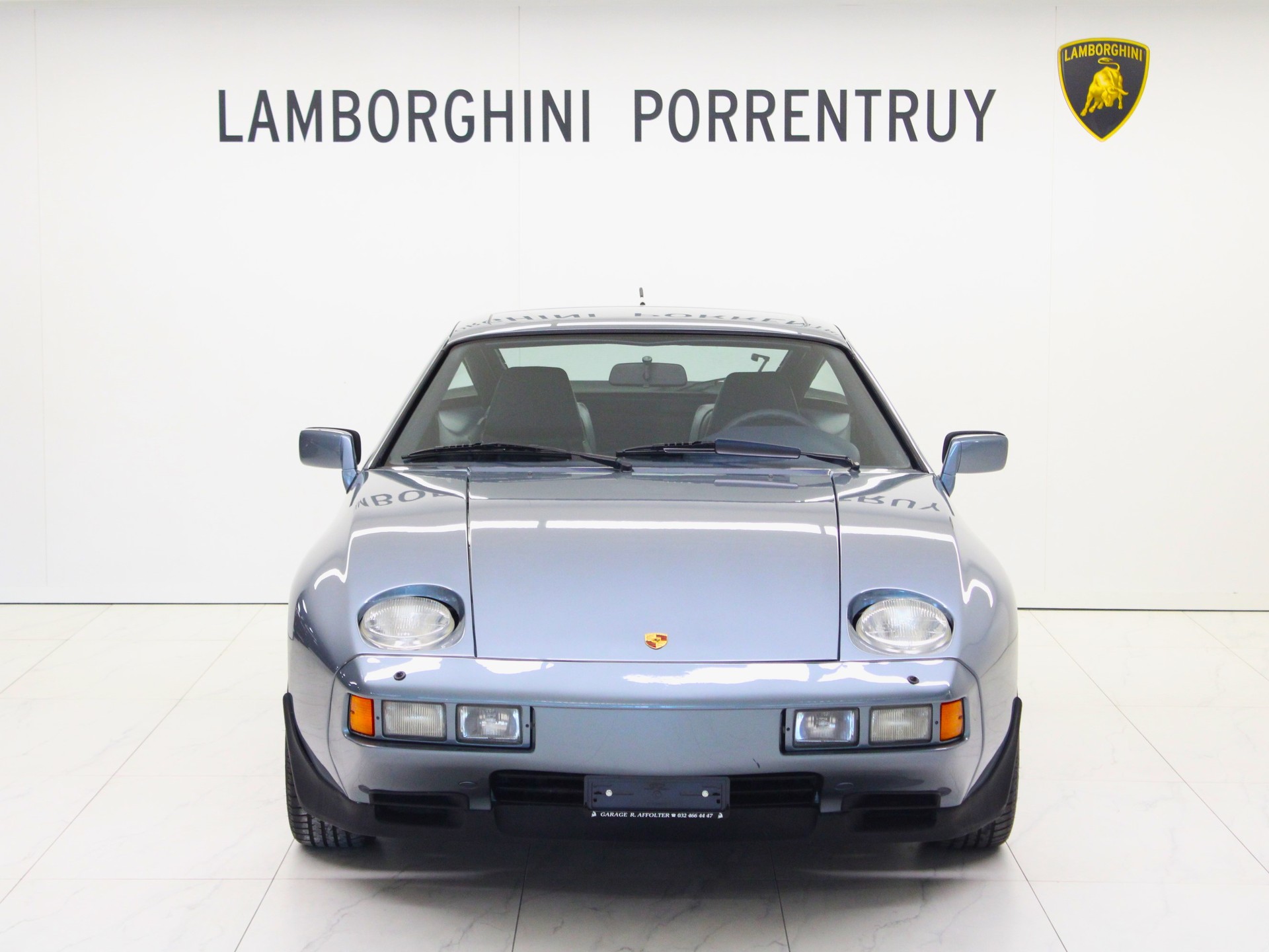 PORSCHE 928 S-image-4