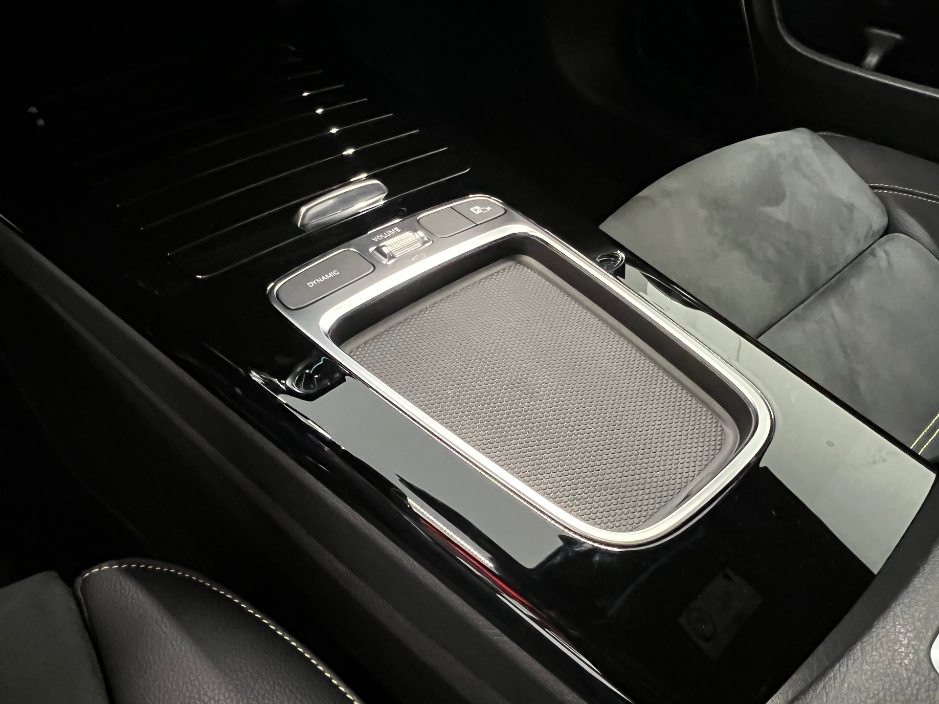 MERCEDES-BENZ CLA 45 S AMG 4Matic+ 8G-DCT-image-22