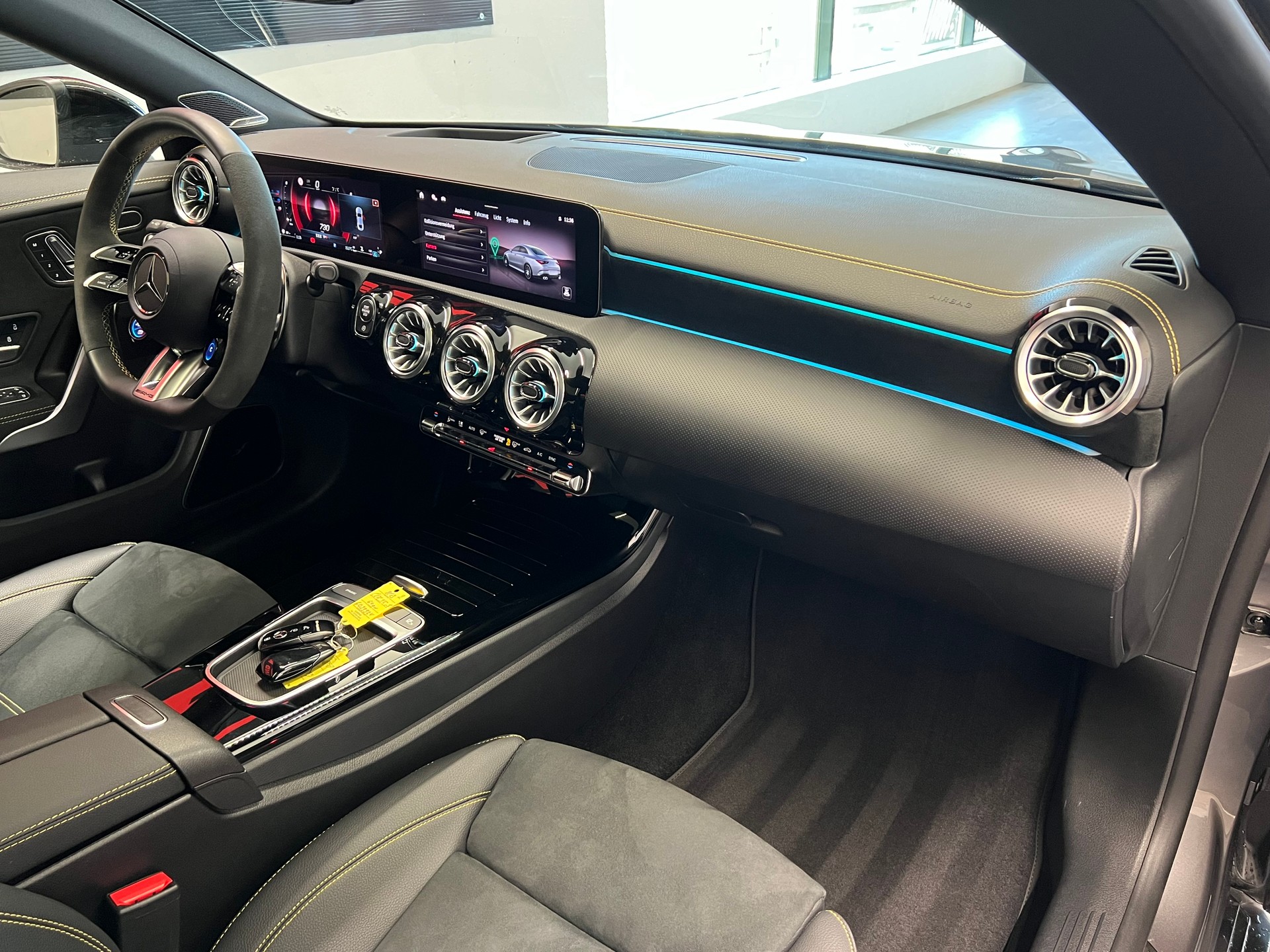 MERCEDES-BENZ CLA 45 S AMG 4Matic+ 8G-DCT-image-18